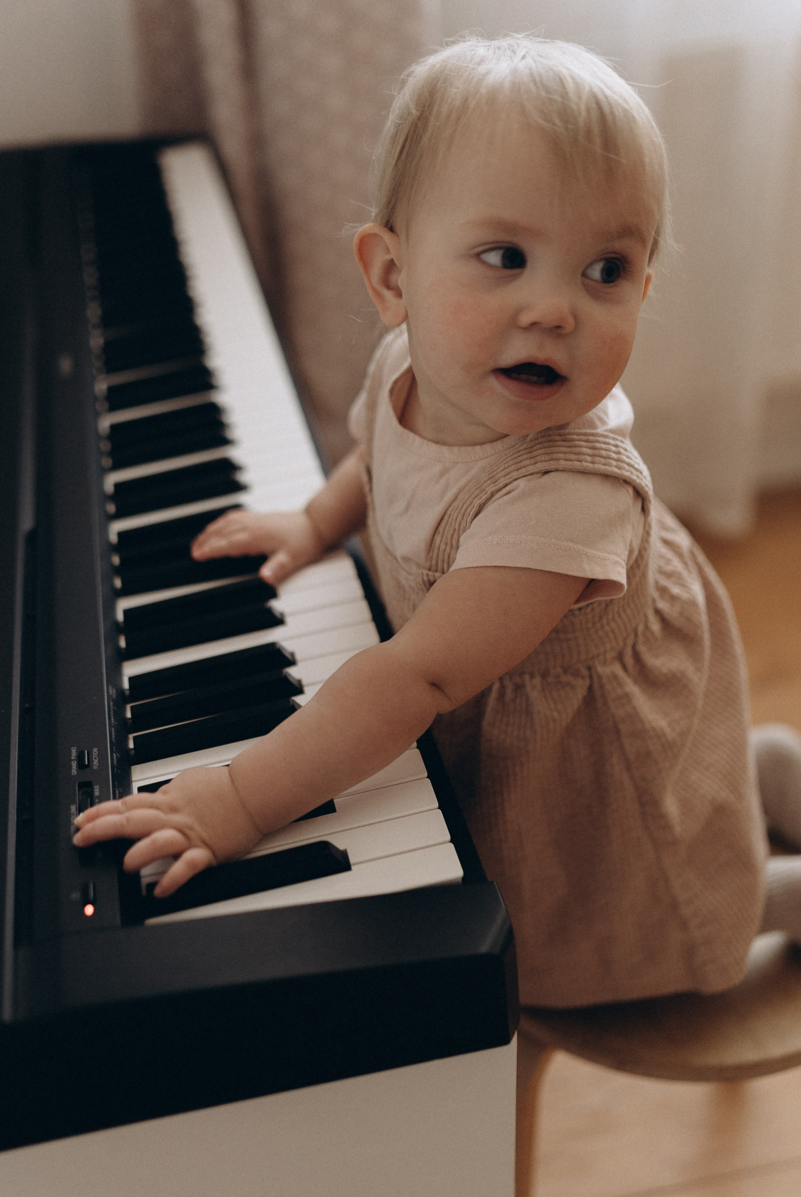 Роззи, Майкл, Лира и Яна. Семейный и домашний фотограф в Уфе Ирина Гарасюта