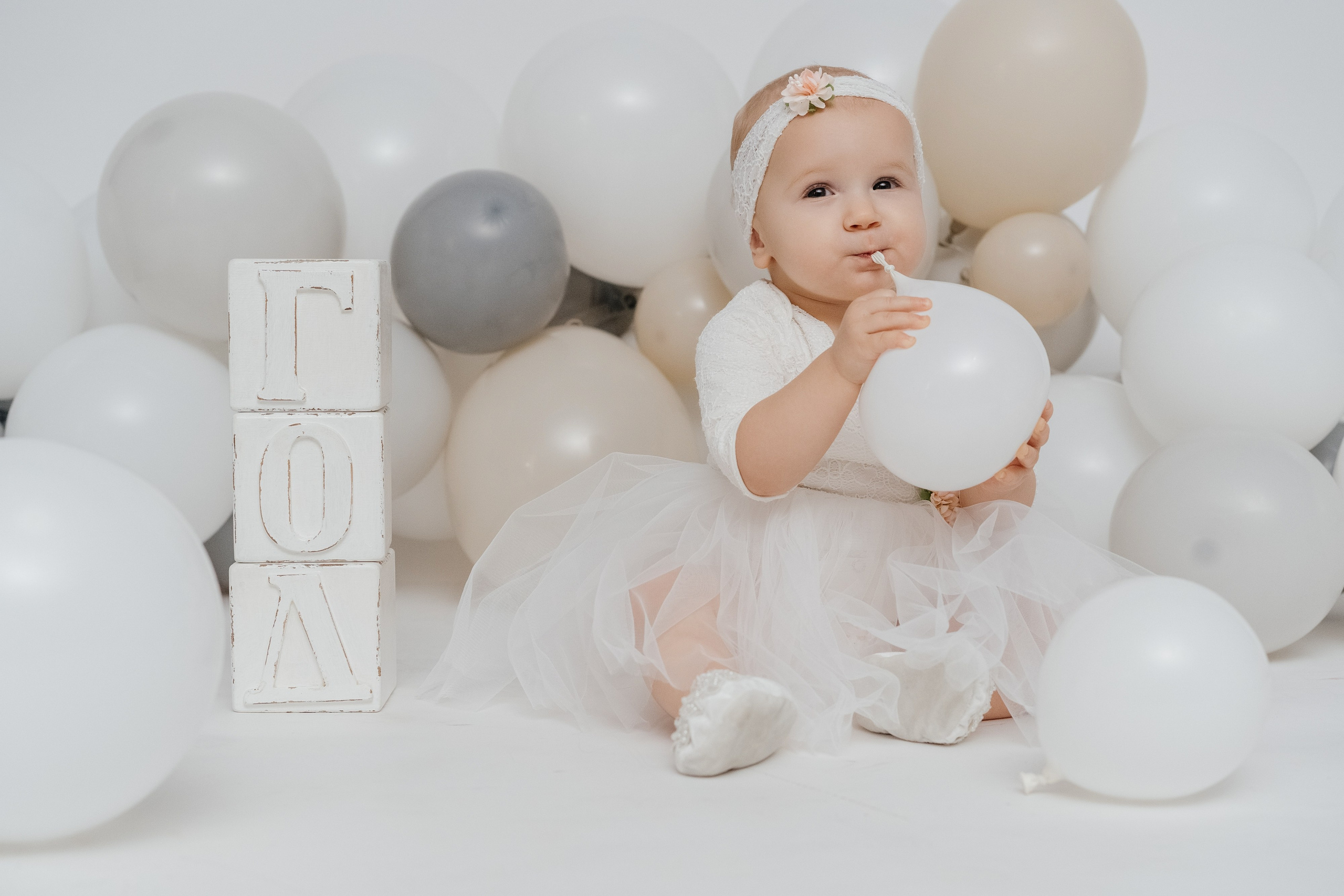 Детский гардероб. Лана Абрамян-Фотограф новорожденных и беременных в Новороссийске Анапе