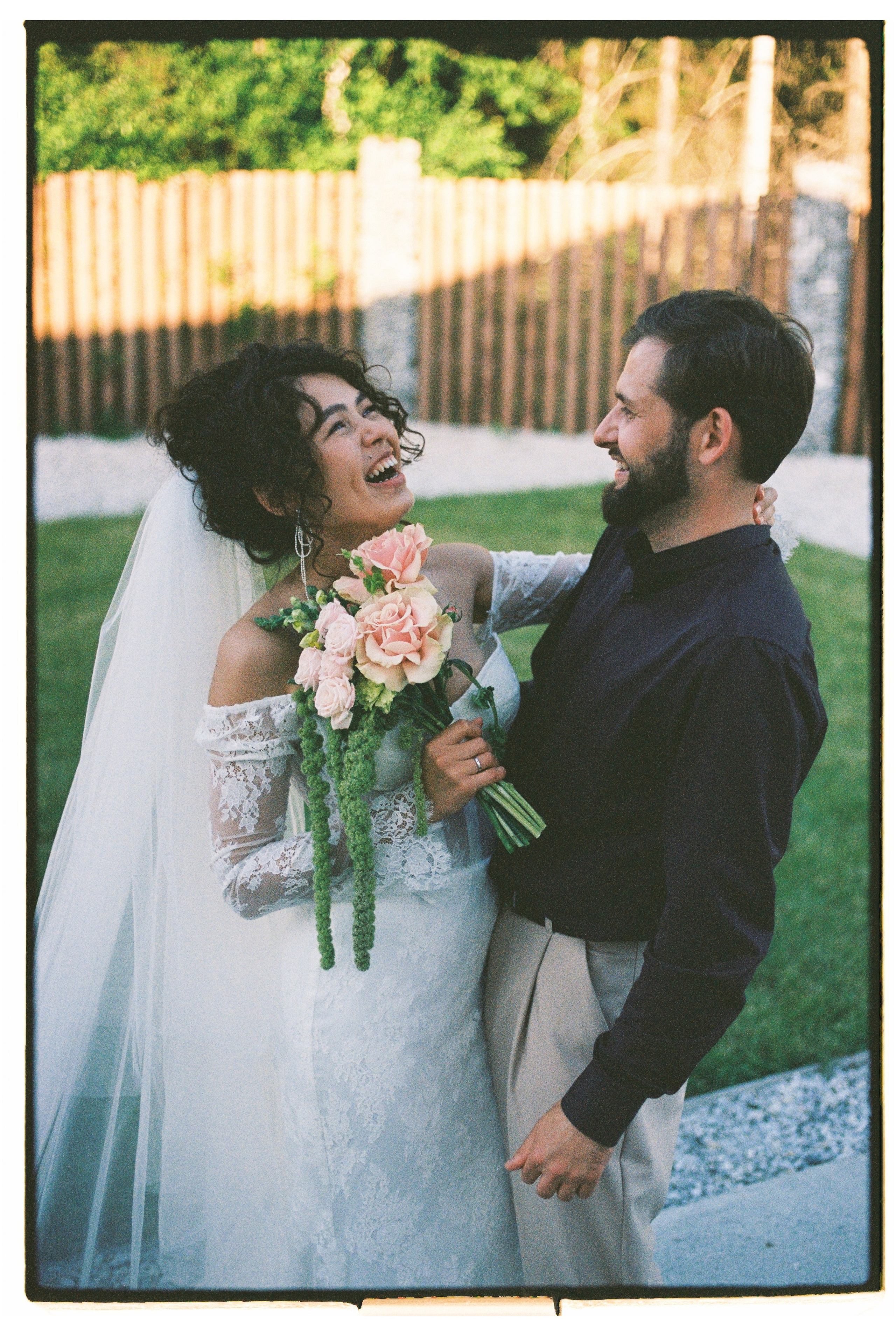 Плюс тридцать градусов на лужайке. Фотограф Андрей Куськало