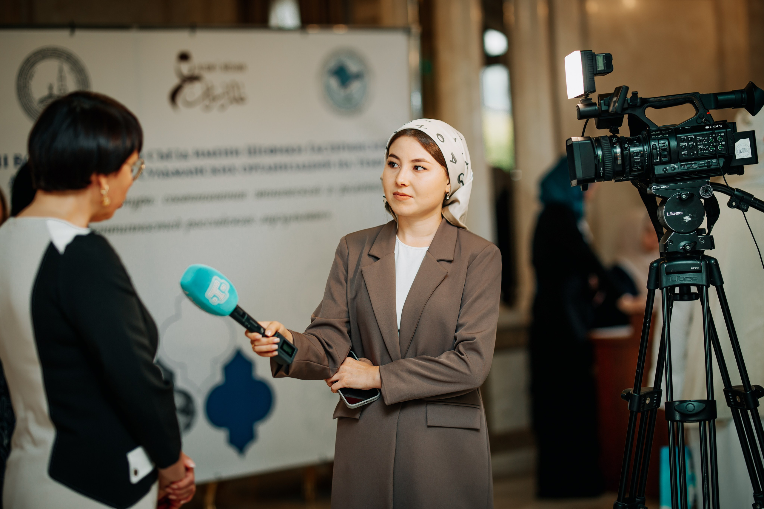 II Всероссйский съезд имени Шефики Гаспринской. Фотограф в Крыму