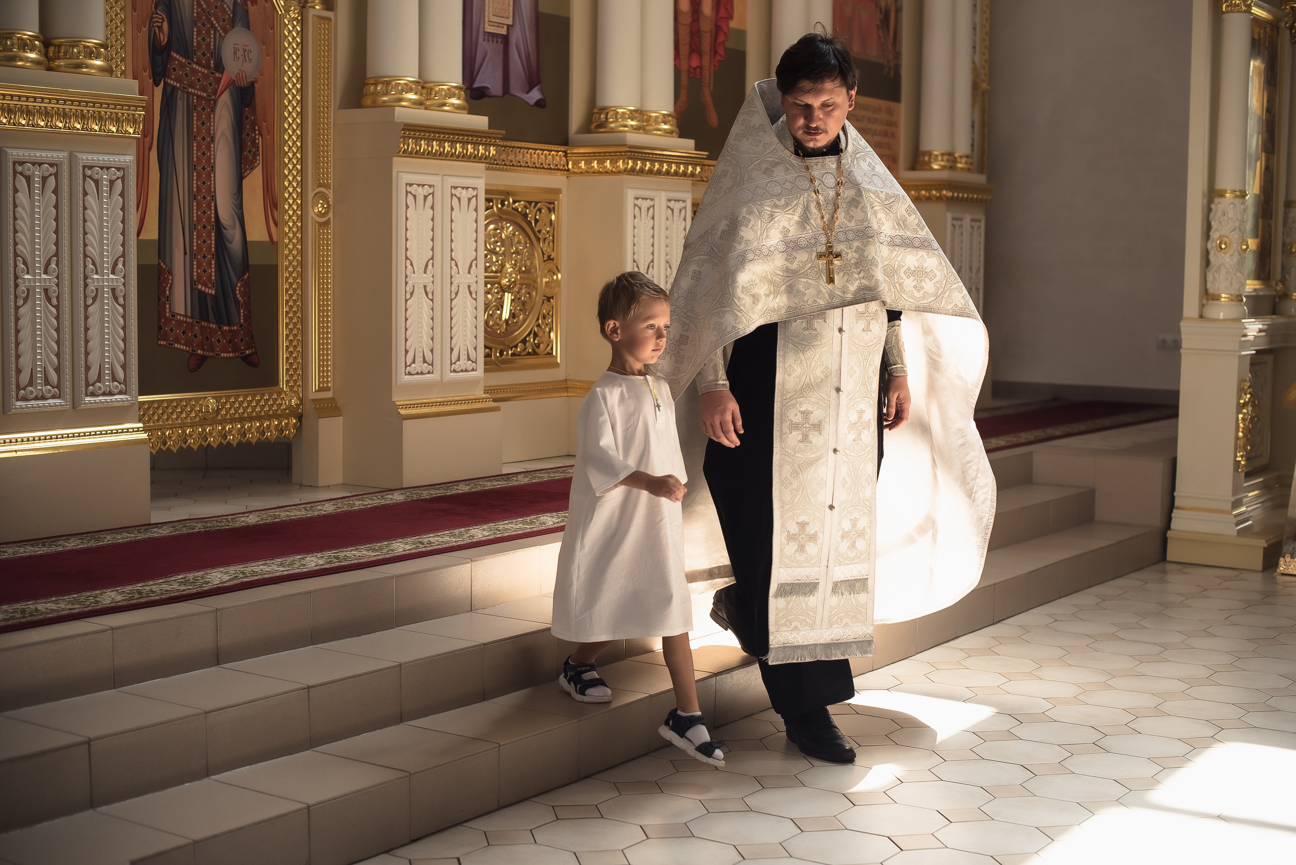 Крещение Юли и Вадима. Фотограф Таинства Крещения в Саратове Ильченко Артем