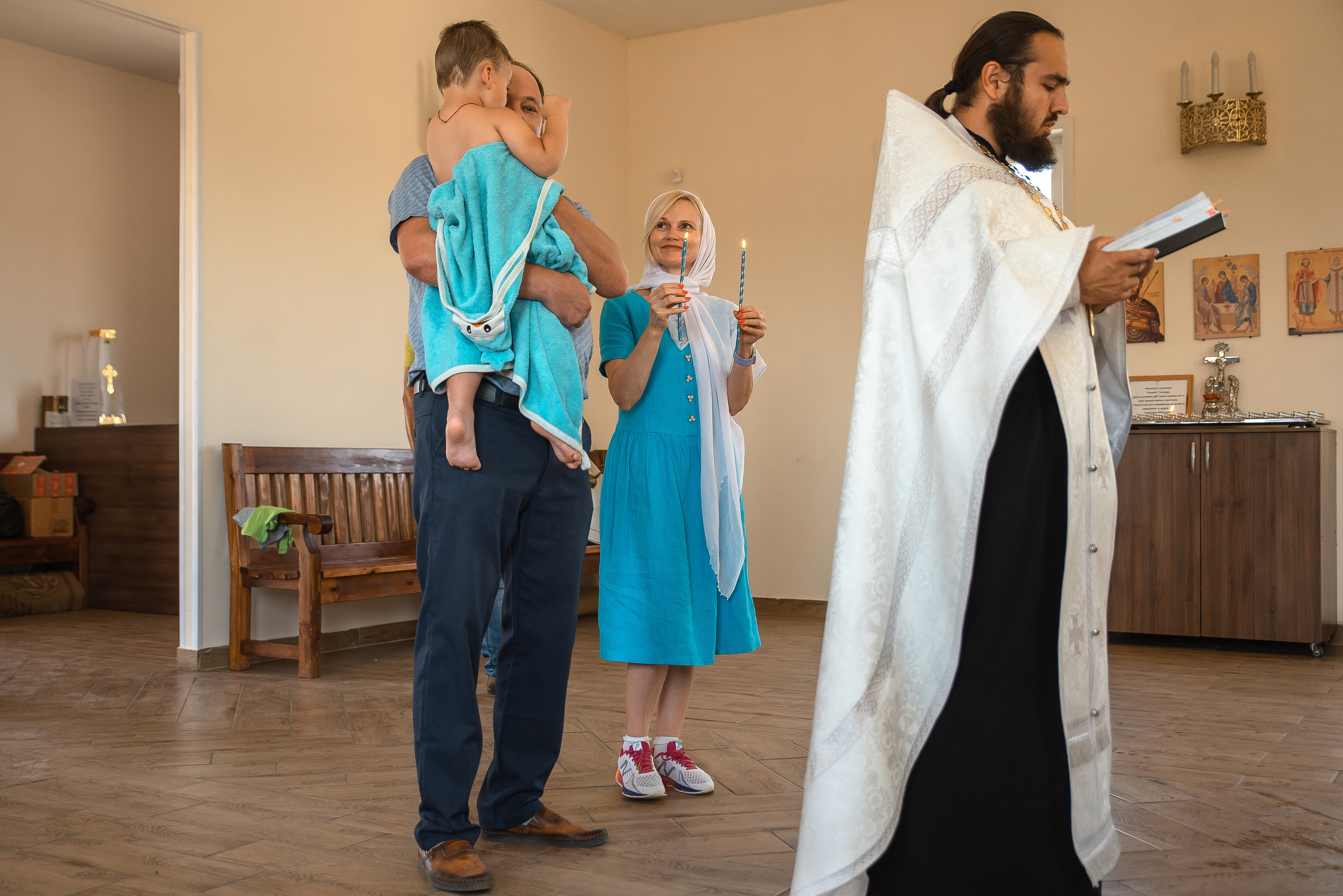 Крещение Вовы. Фотограф Таинства Крещения в Саратове Ильченко Артем