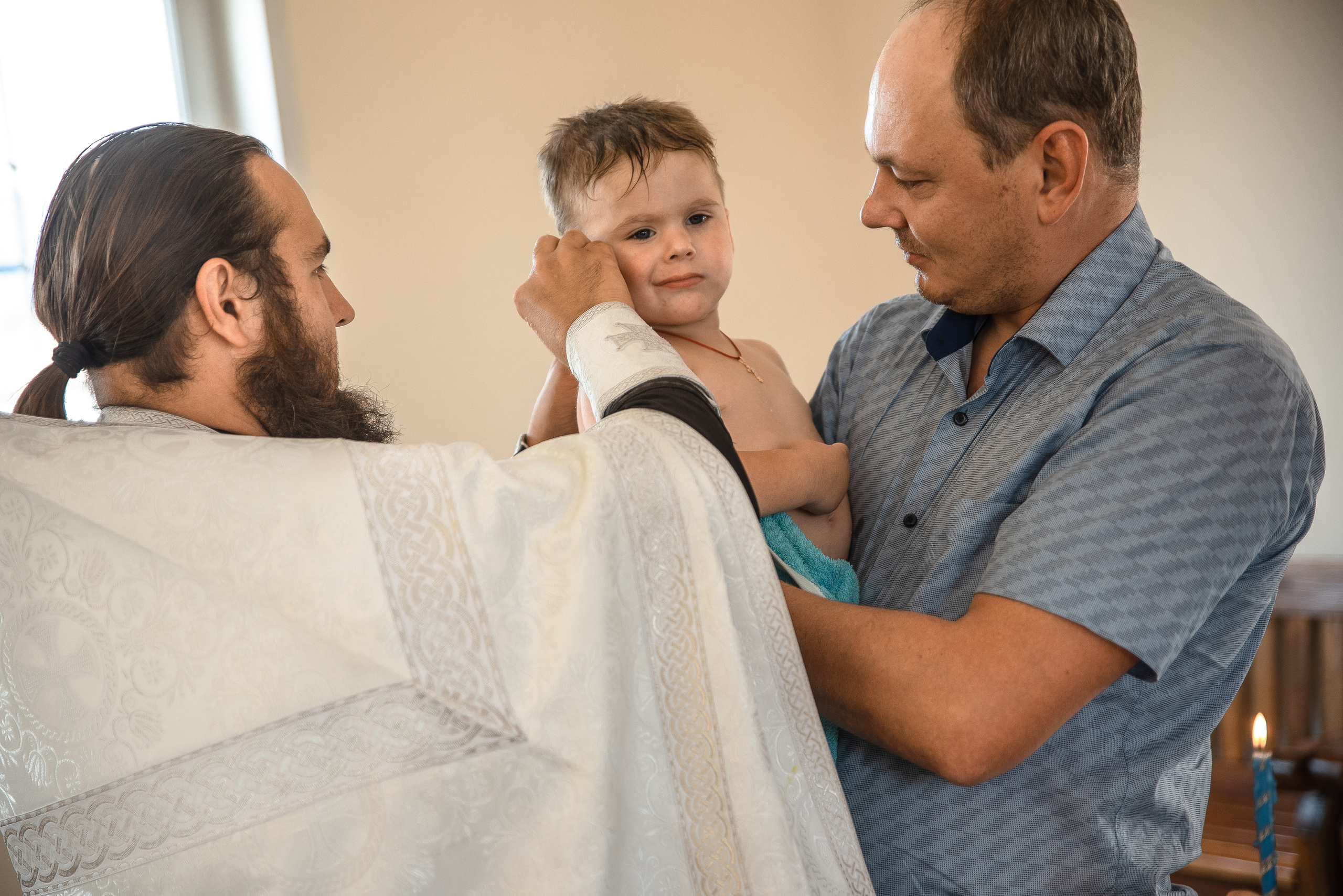 Крещение Вовы. Фотограф Таинства Крещения в Саратове Ильченко Артем