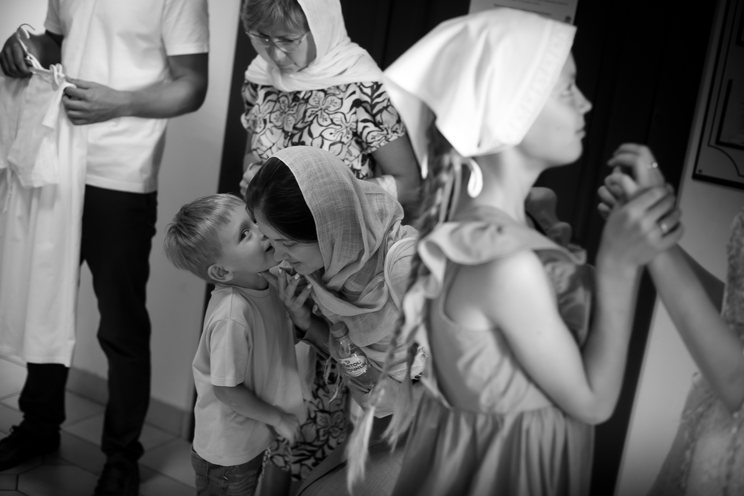 Крещение Юли и Вадима. Фотограф Таинства Крещения в Саратове Ильченко Артем