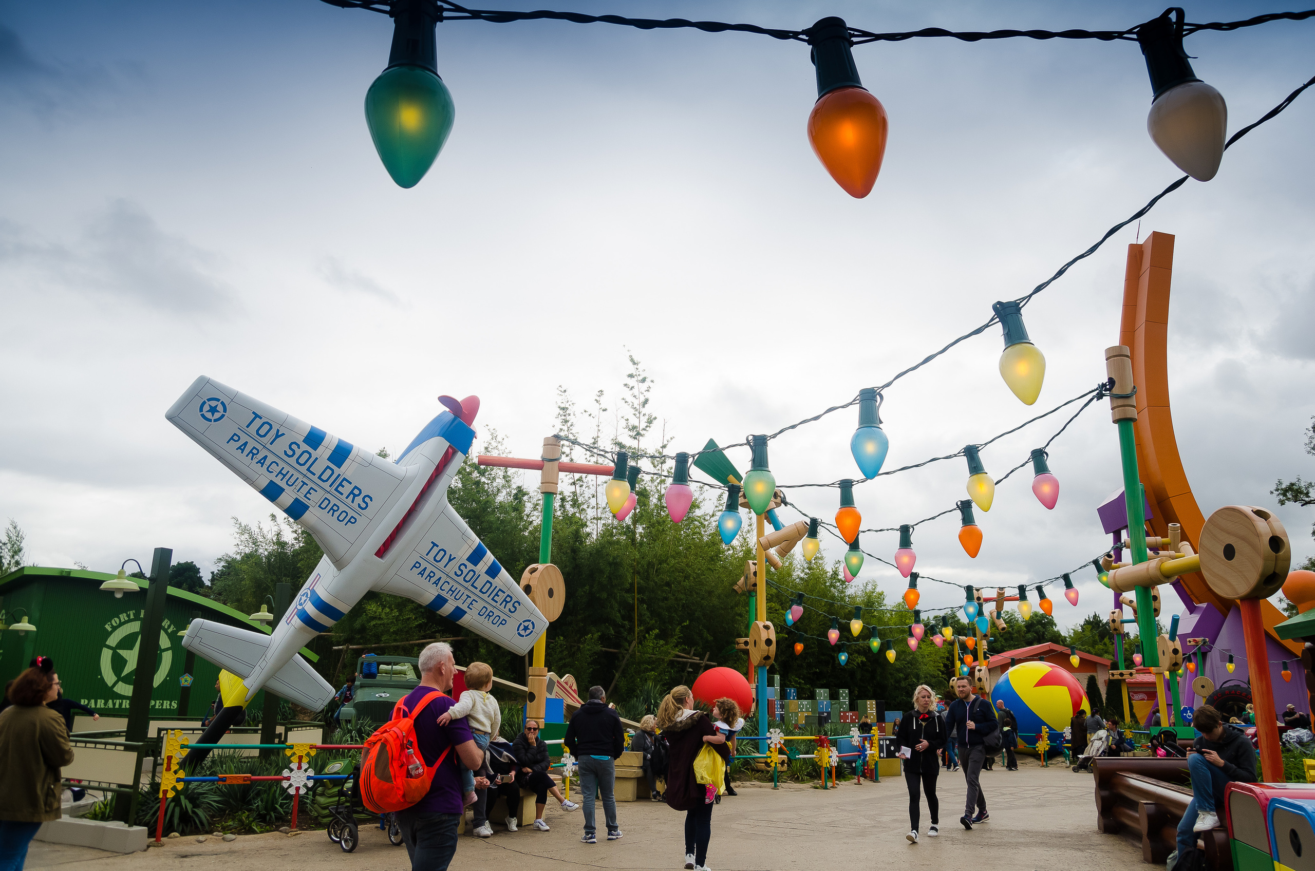 Париж (октябрь 2017). Фотограф Таинства Крещения в Саратове Ильченко Артем