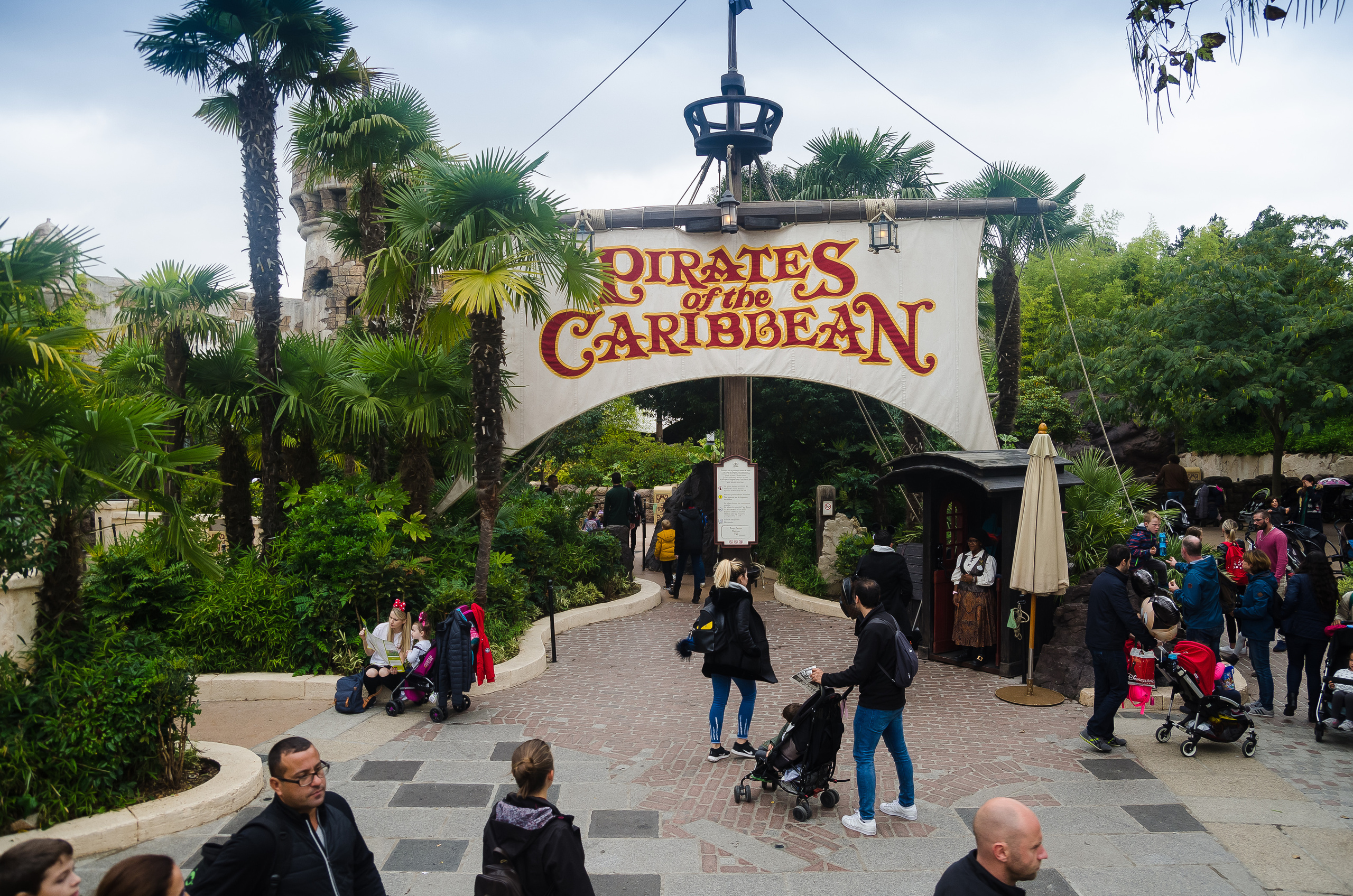 Париж (октябрь 2017). Фотограф Таинства Крещения в Саратове Ильченко Артем