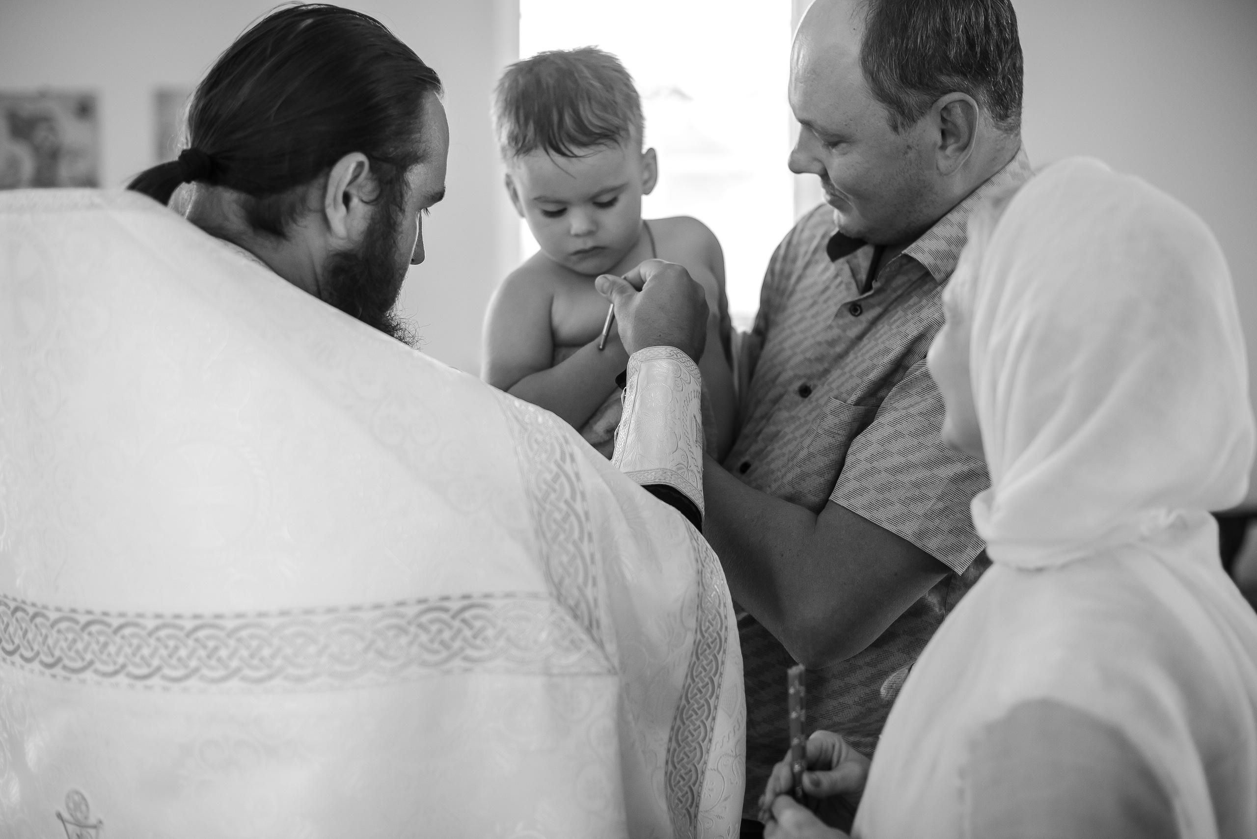 Крещение Вовы. Фотограф Таинства Крещения в Саратове Ильченко Артем