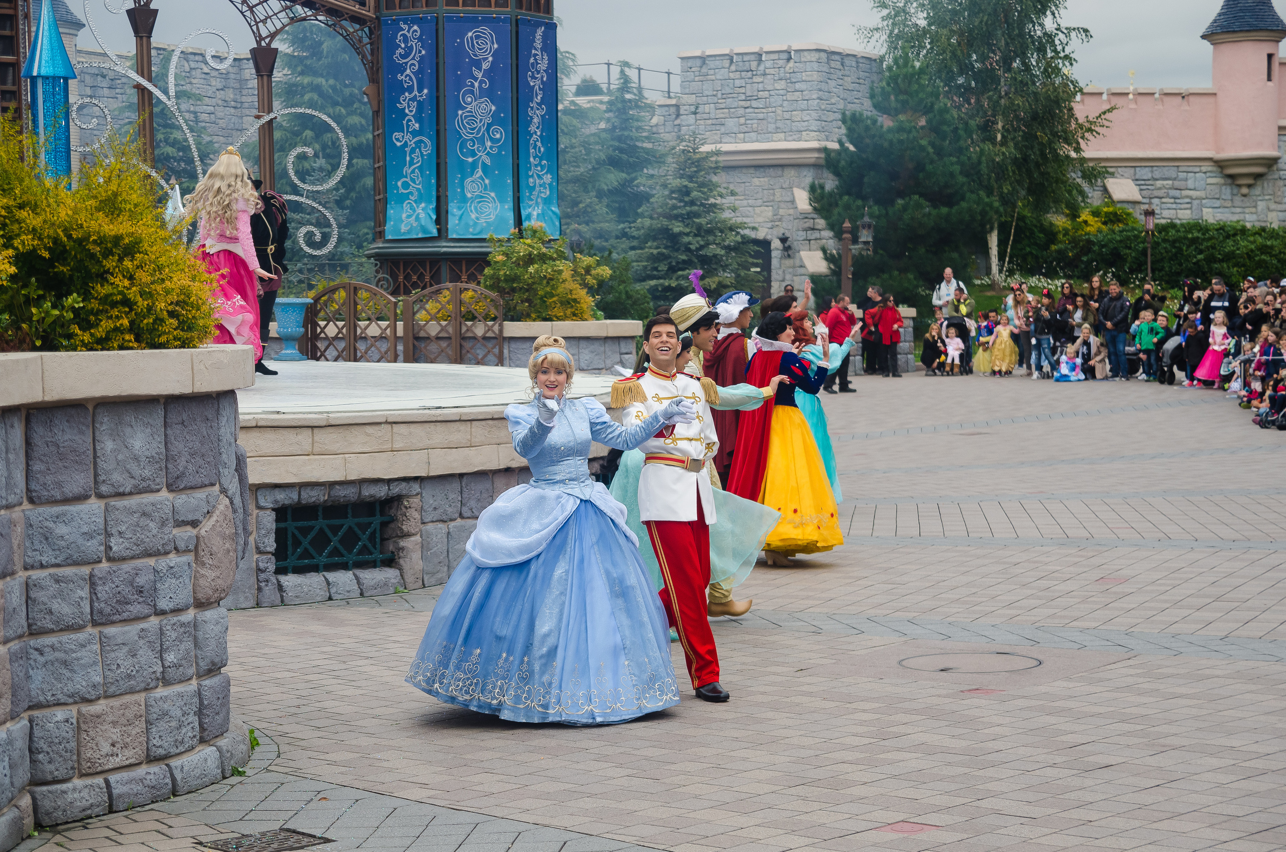 Париж (октябрь 2017). Фотограф Таинства Крещения в Саратове Ильченко Артем