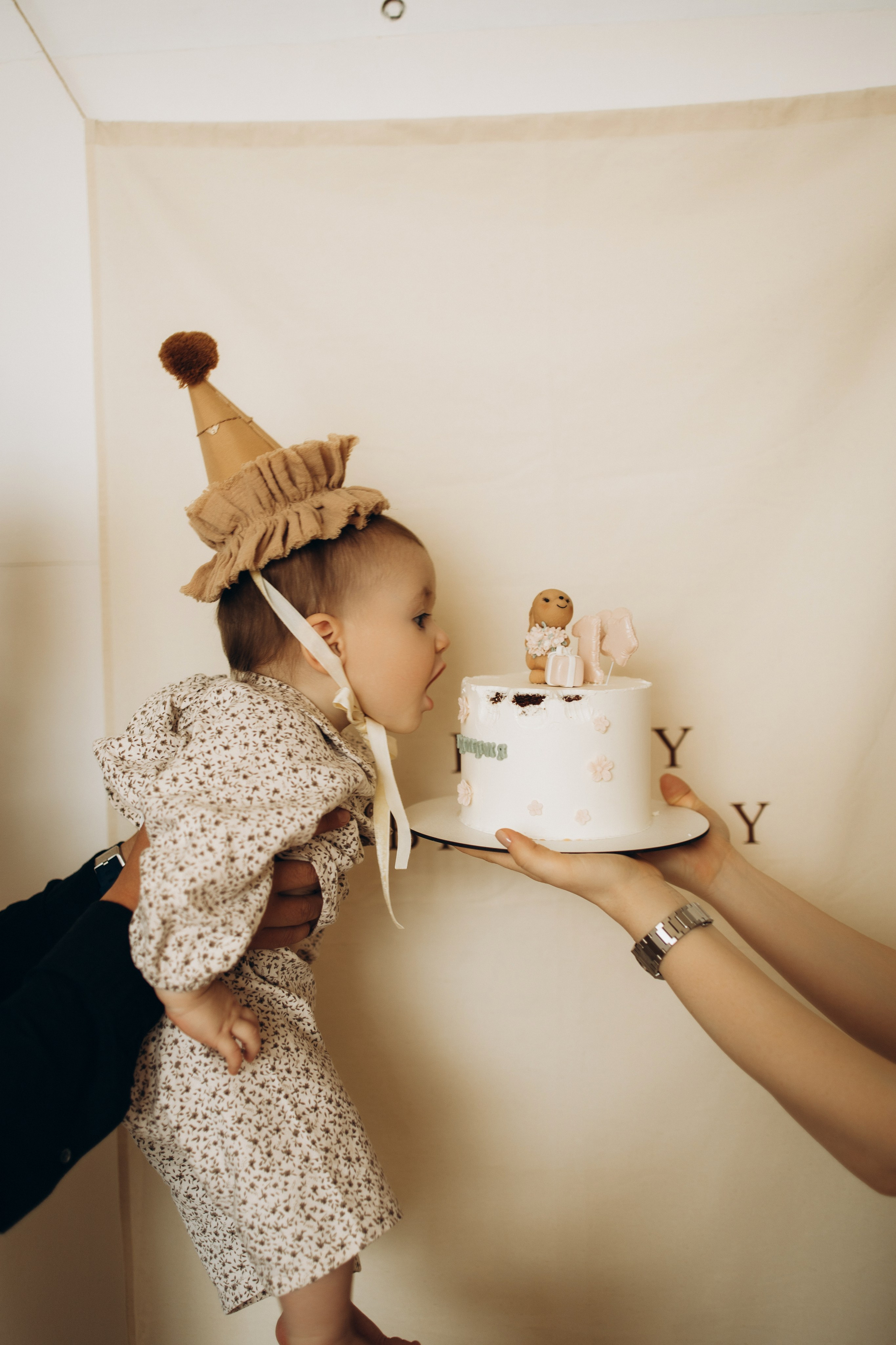 Эмилии годик. Самый теплый фотограф в Краснодаре Рябоконь Ксения