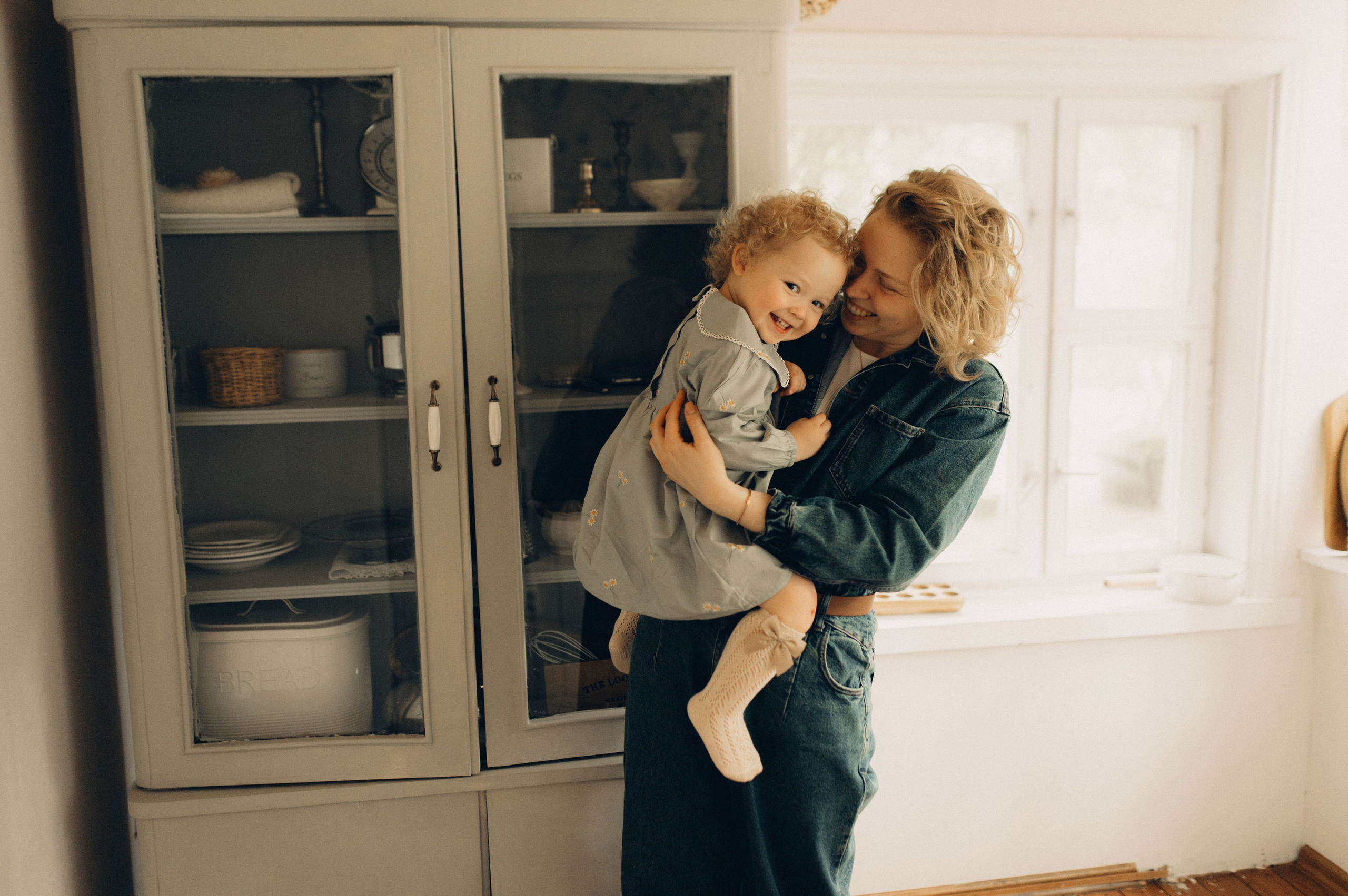 Весна в ладошках. Семейный фотограф в Москве Екатерина Денисенко | Фотосессии без постановки дома и в студии