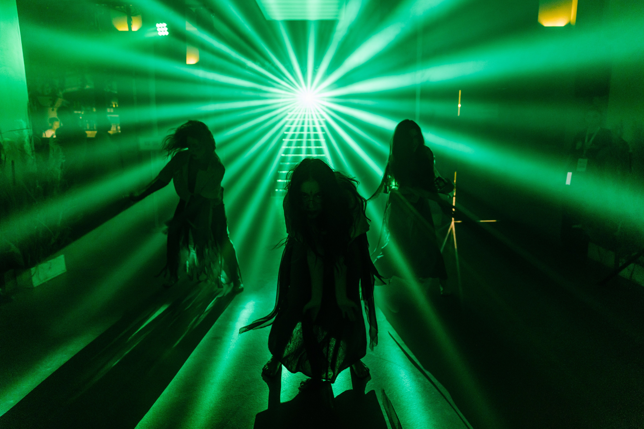 МЕГАДЕВИЧНИК 8 марта. Портфолио свадебного фотографа. Роман Каргаполов