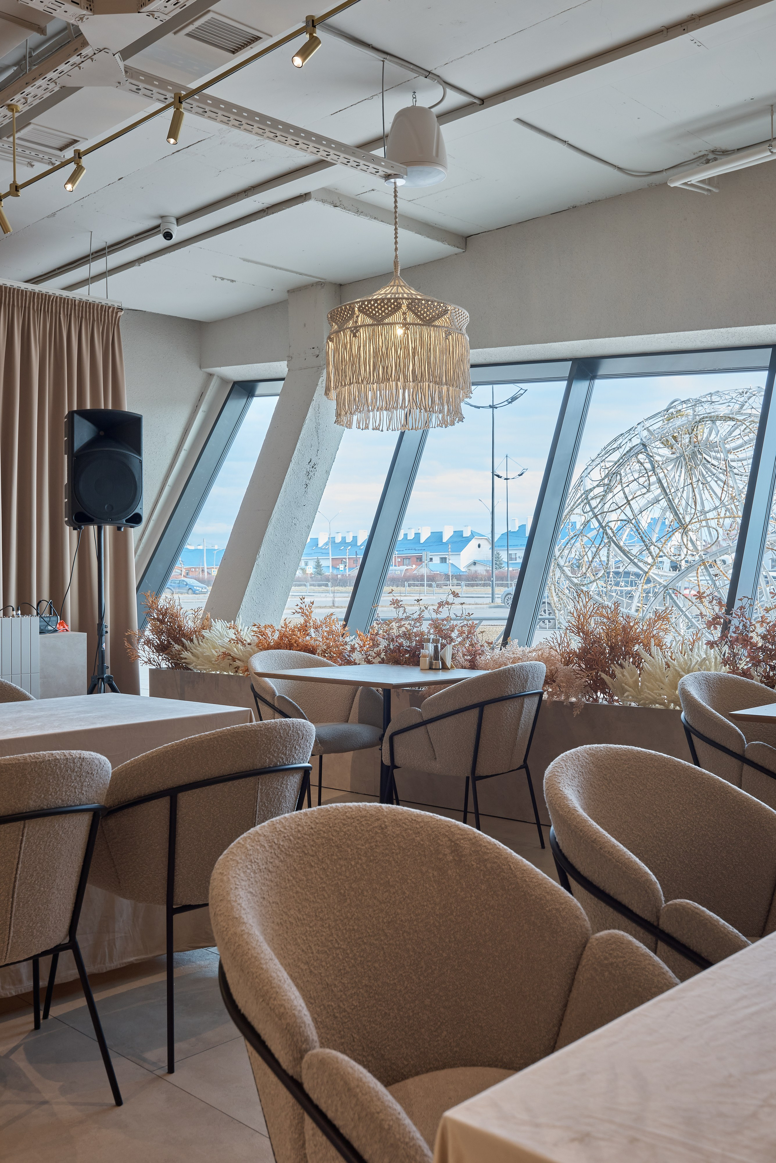 Хоттабыч. Абросимов Лев интерьерный и архитектурный фотограф