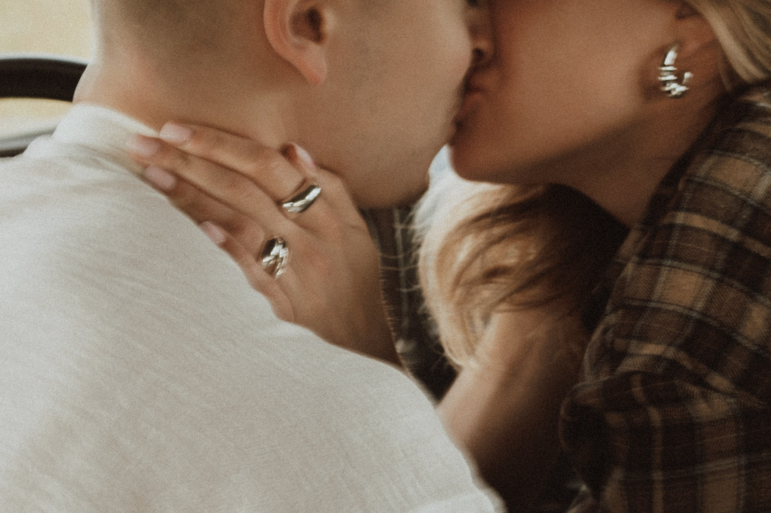 [… two lovers and volga]. Фотограф в Архангельске