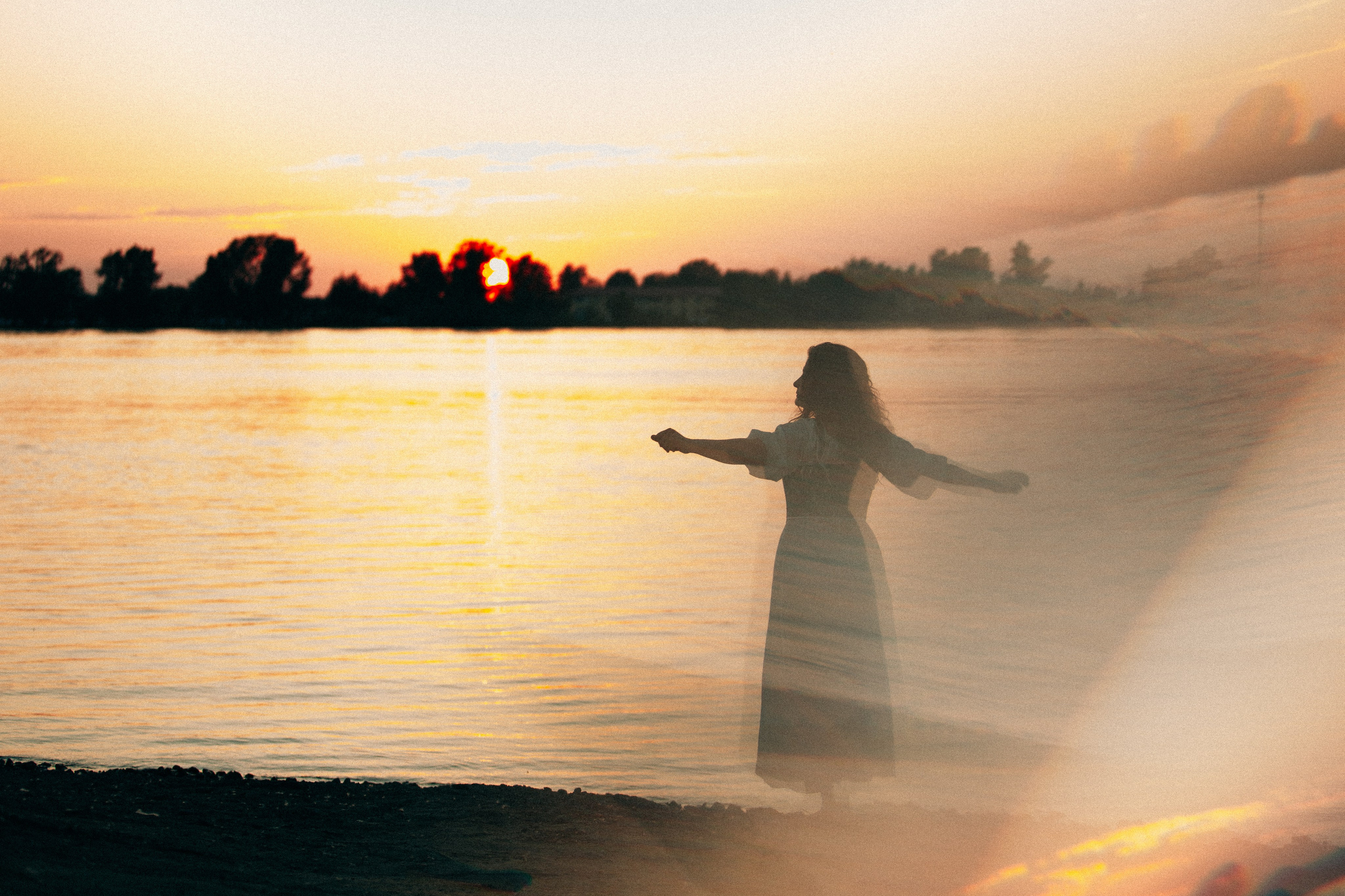 Ивана Купала на закате. Арт-фотограф Крис Л. в Тобольске: портрет, семейные, свадьбы