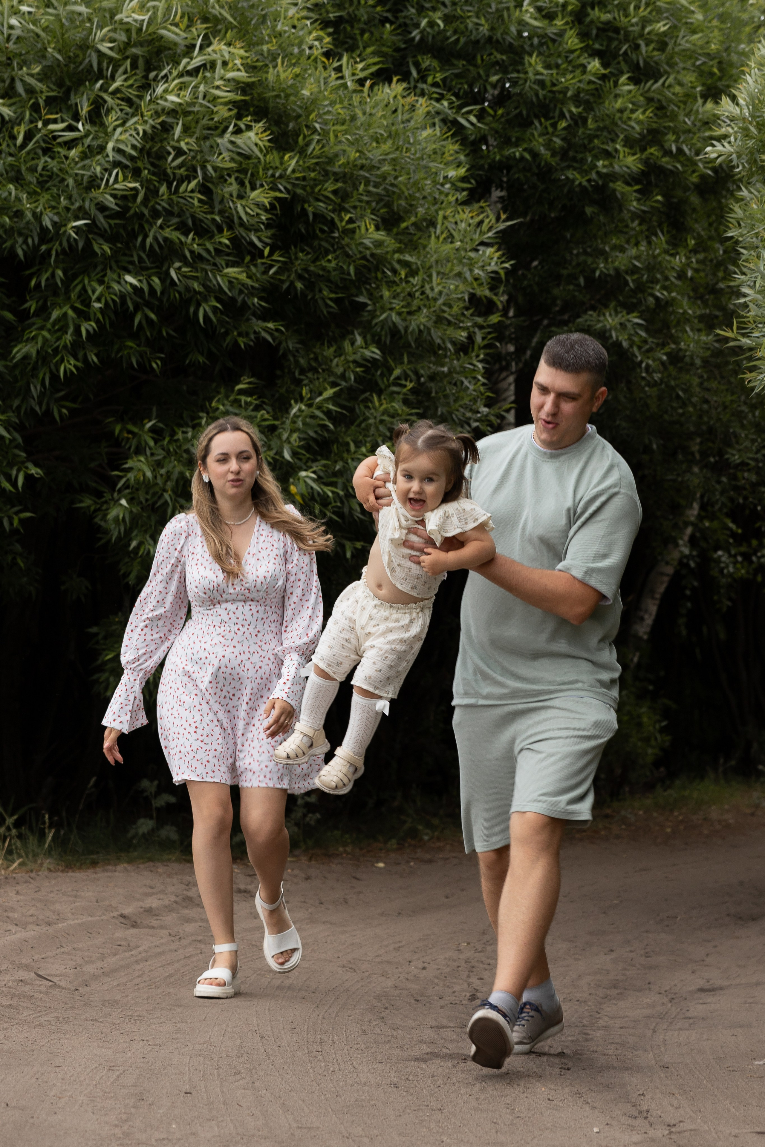 Денис, Наталья и София. Семейный и свадебный фотограф в Челябинске Мария Леонтьева