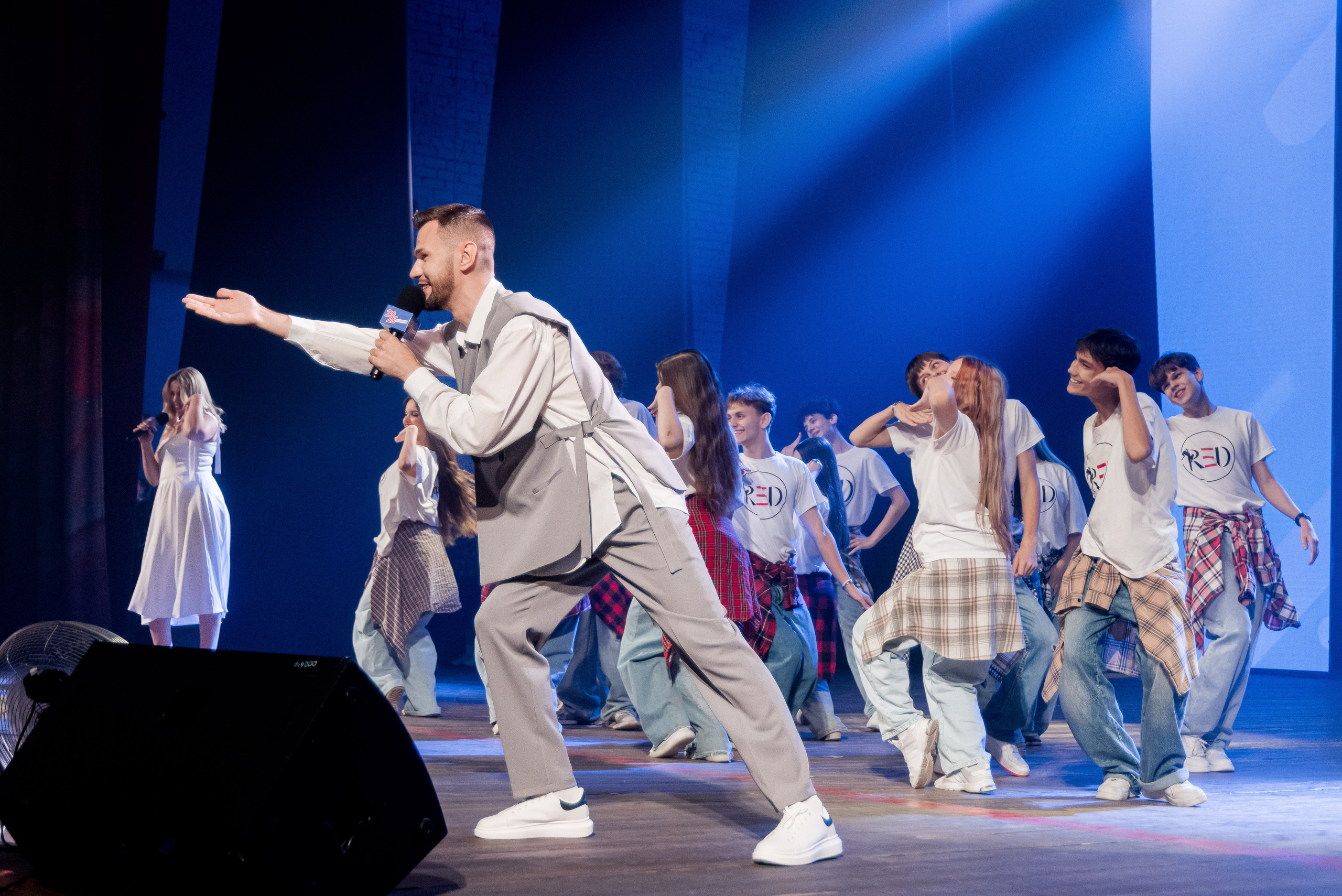 30 Школа. Волжский. Вручение ДК Юбилейный. Фотограф в Волгограде и Волжском Александр Горбань