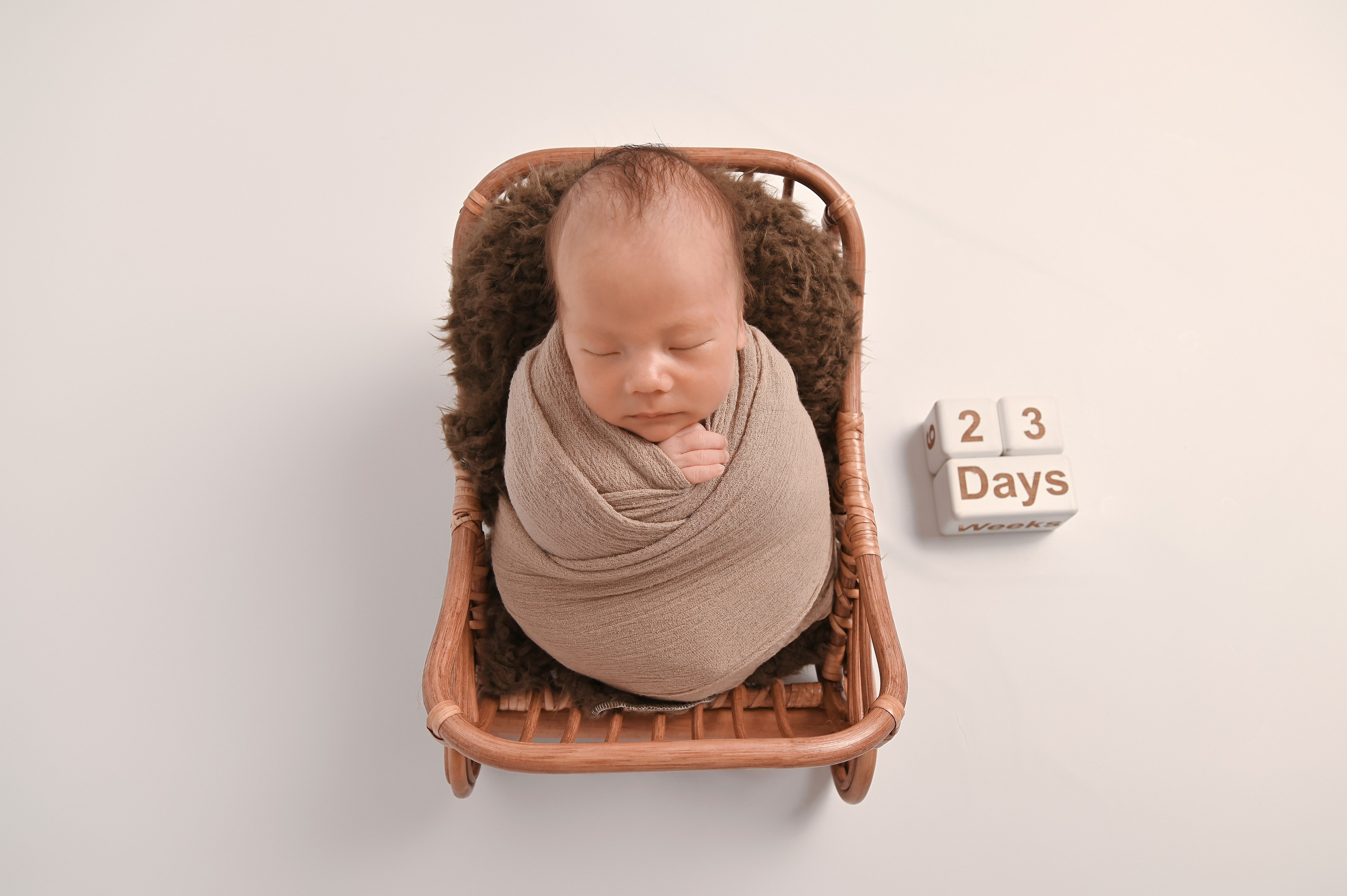 Жан ньюборн 23 дня. Фотограф Новорожденных и семейный Элла Огай г. Сатпаев