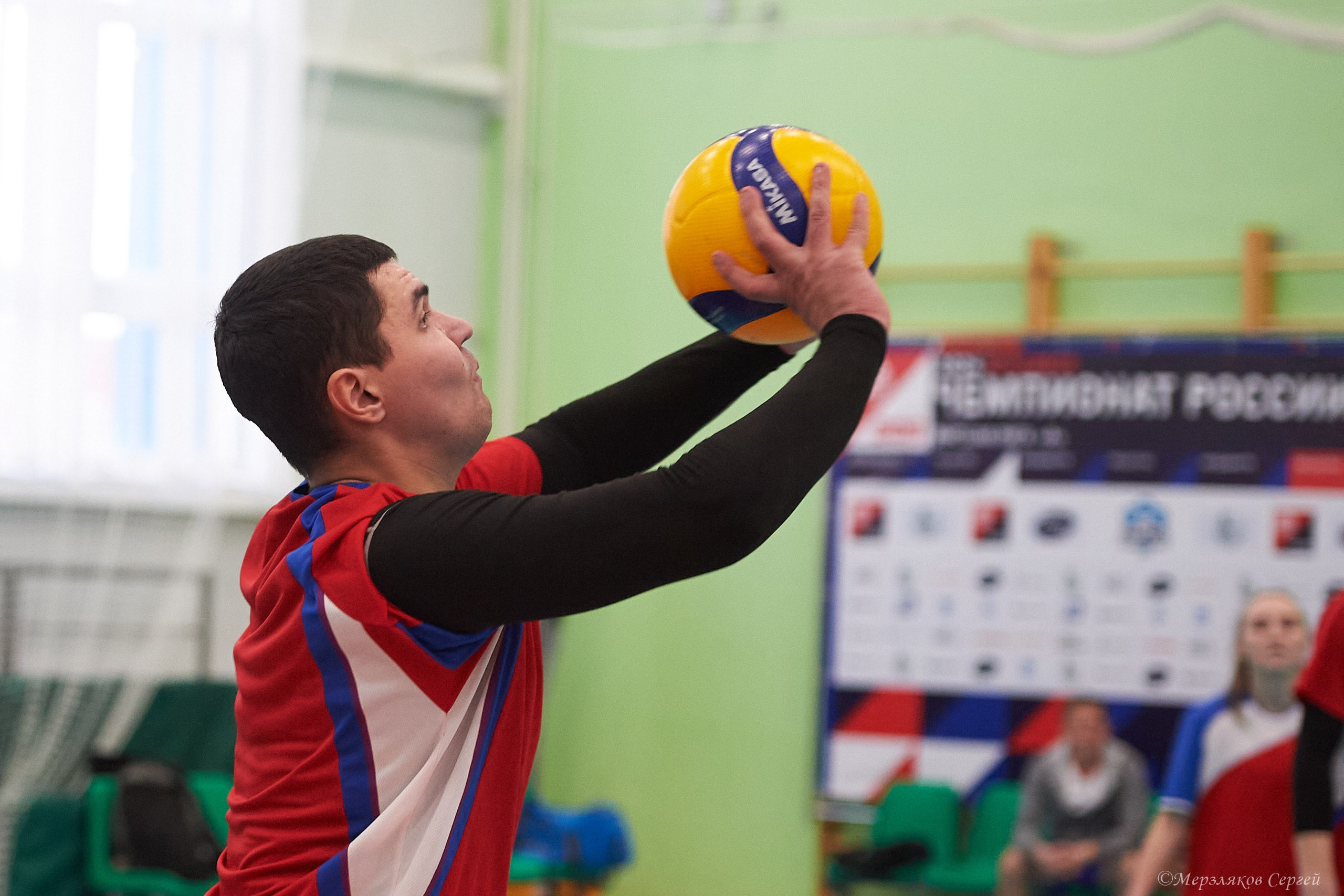 Новогодний волейбольный турнир. Ижевск. 16.12.23. Спортивный репортажный фотограф в Ижевске Сергей Мерзляков