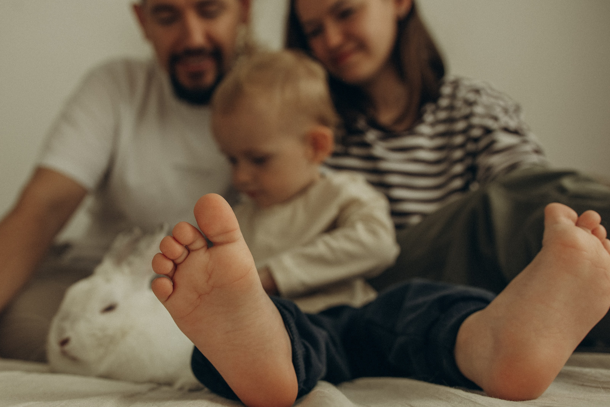 Ярослав и яблоки. Гаврилова Настя семейный фотограф lifestyle в Москве