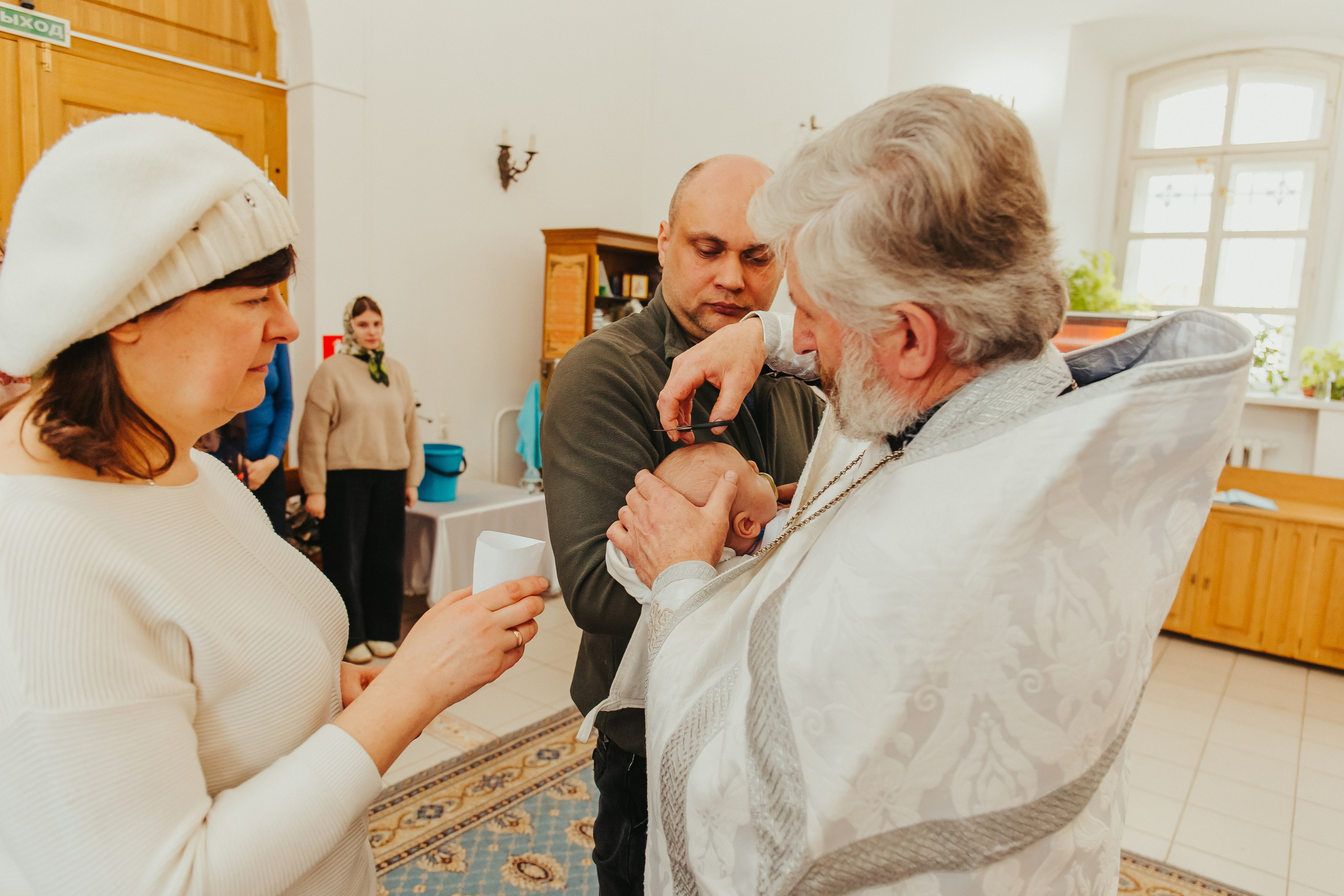 Фотосъемка крещения ребенка. Фотограф новорожденных и детский в Сергиевом Посаде Кругликова Юлия