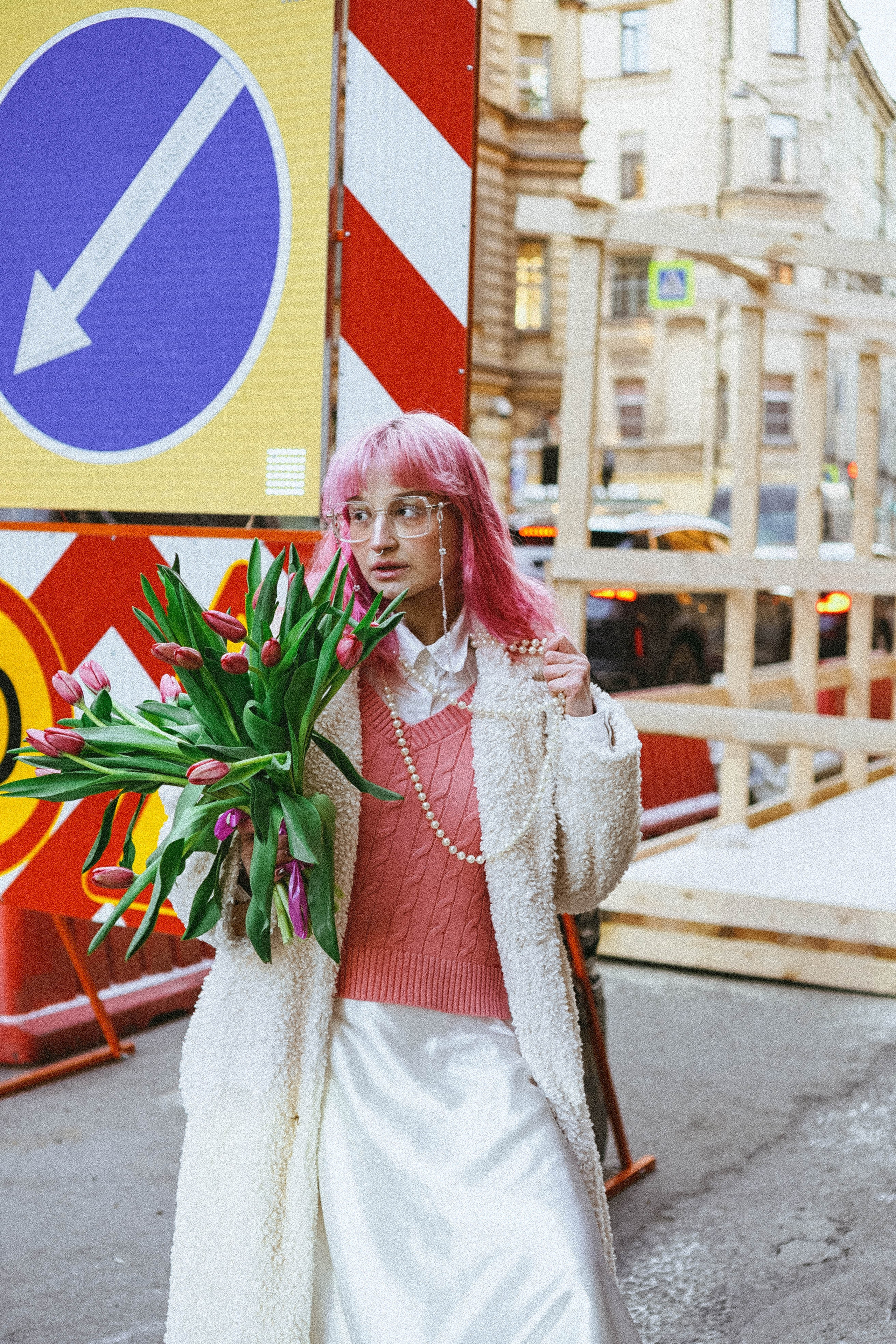 Прогулочная фотосессия с тюльпанами. Профессиональный фотограф, Санкт-Петербург — Виктория Богомолова