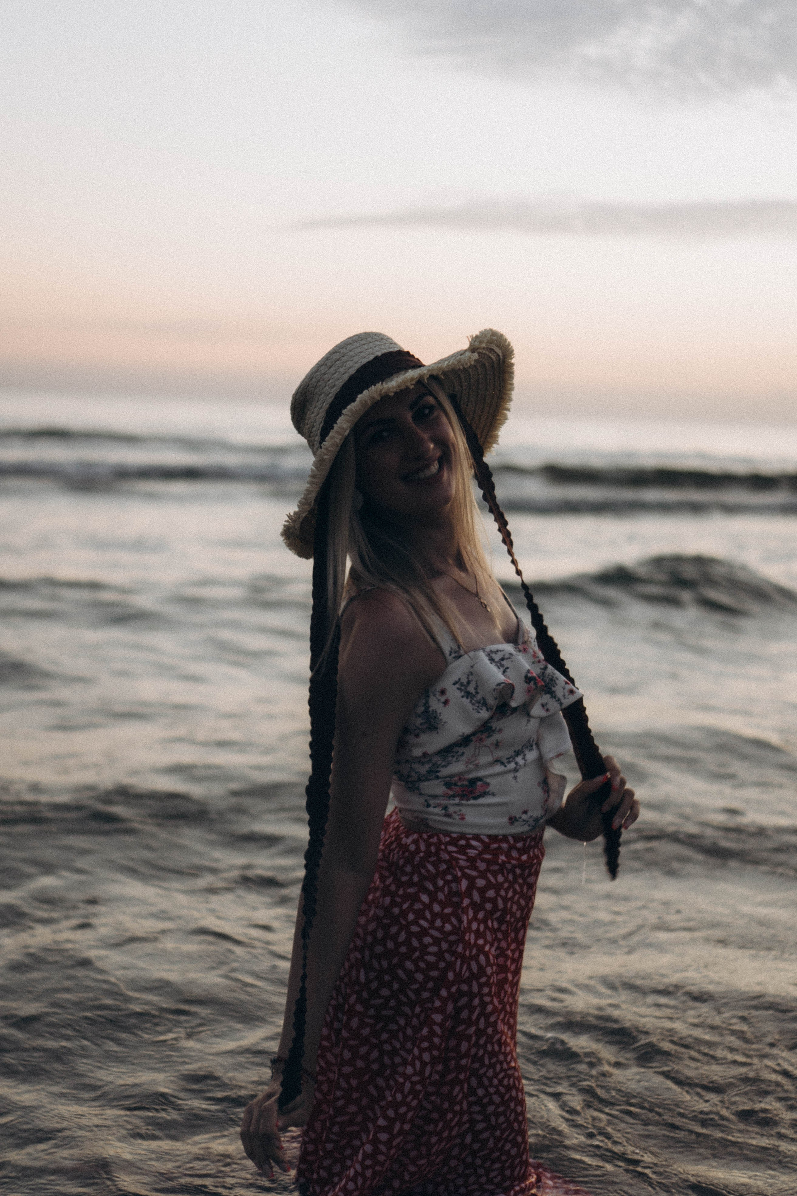 Июльский вечер на берегу черного моря. Профессиональный фотограф, Санкт-Петербург — Виктория Богомолова