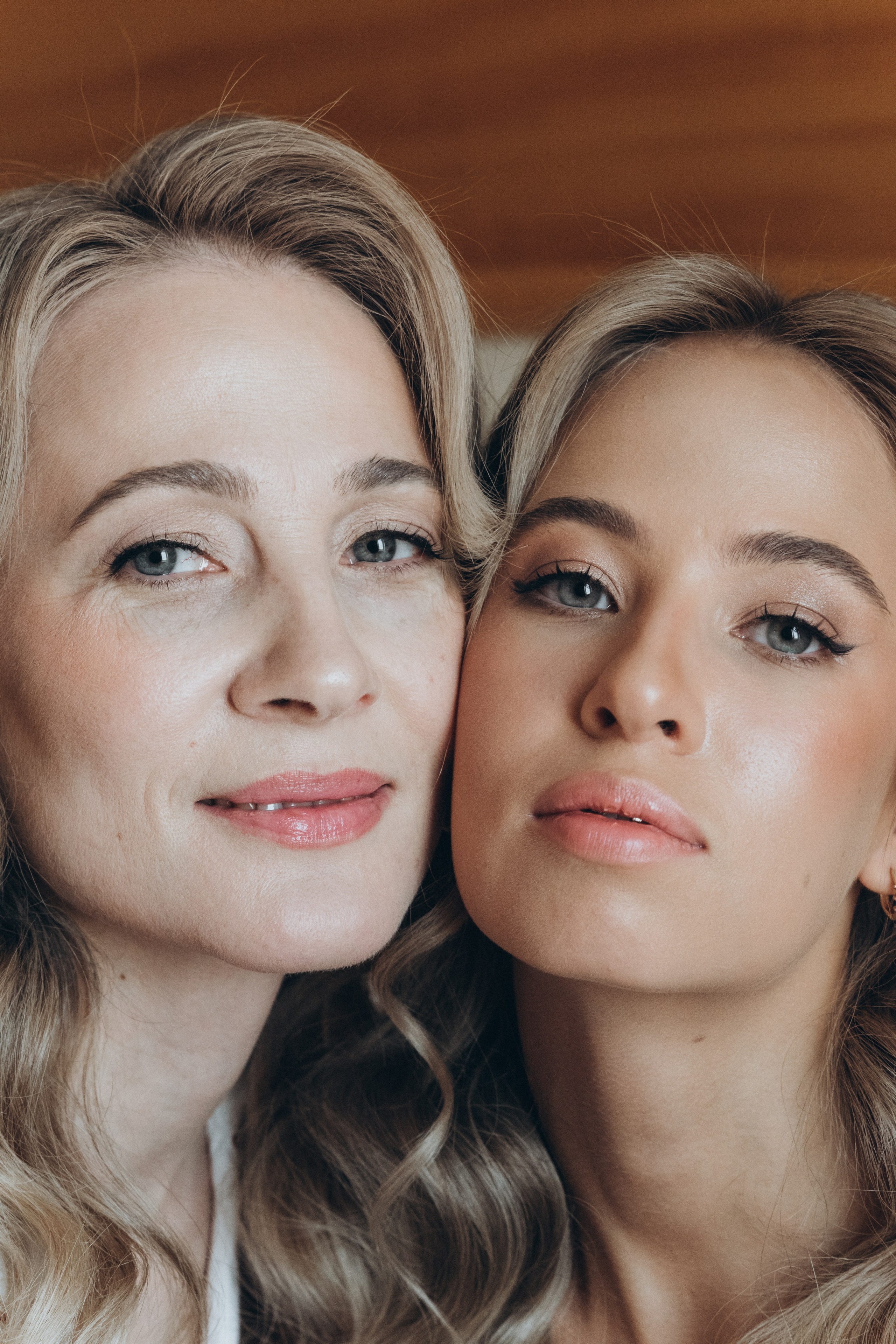 Утро и роспись Виктора и Марии. Ваш фотограф в Одинцовском районе и Москве