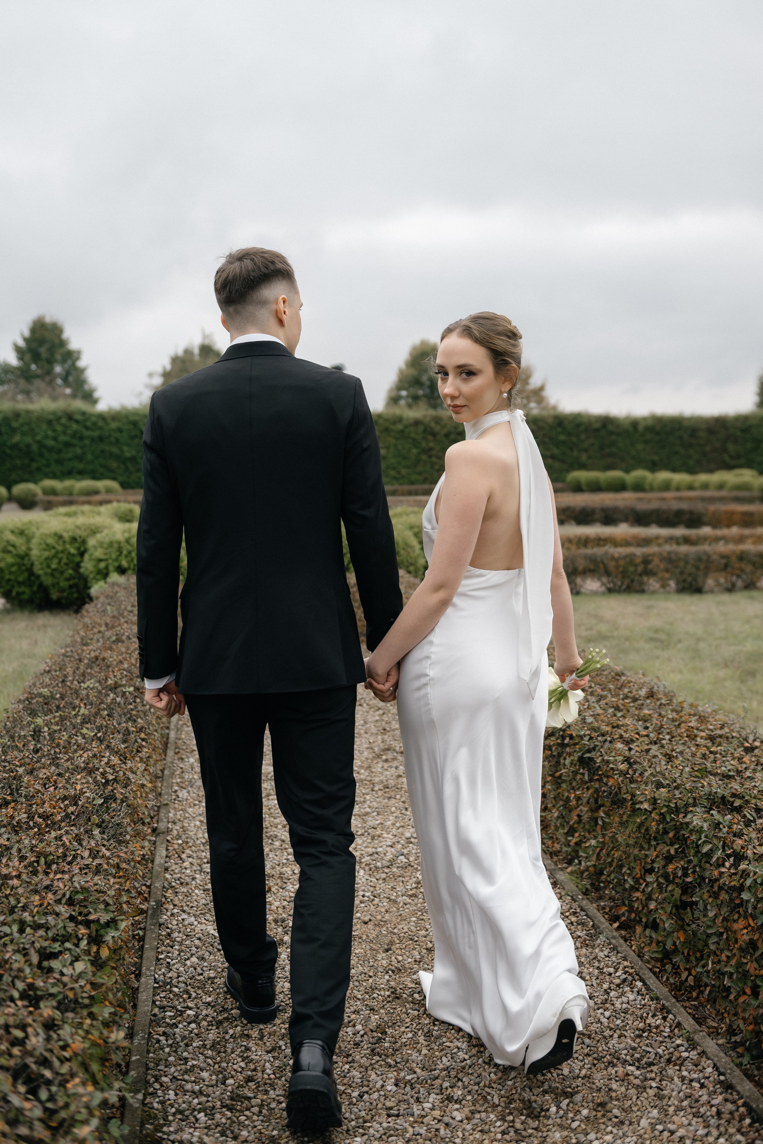 Wedding day in Martinique Bar. Wedding PHOTOGRAPHER Andrew Vnukov