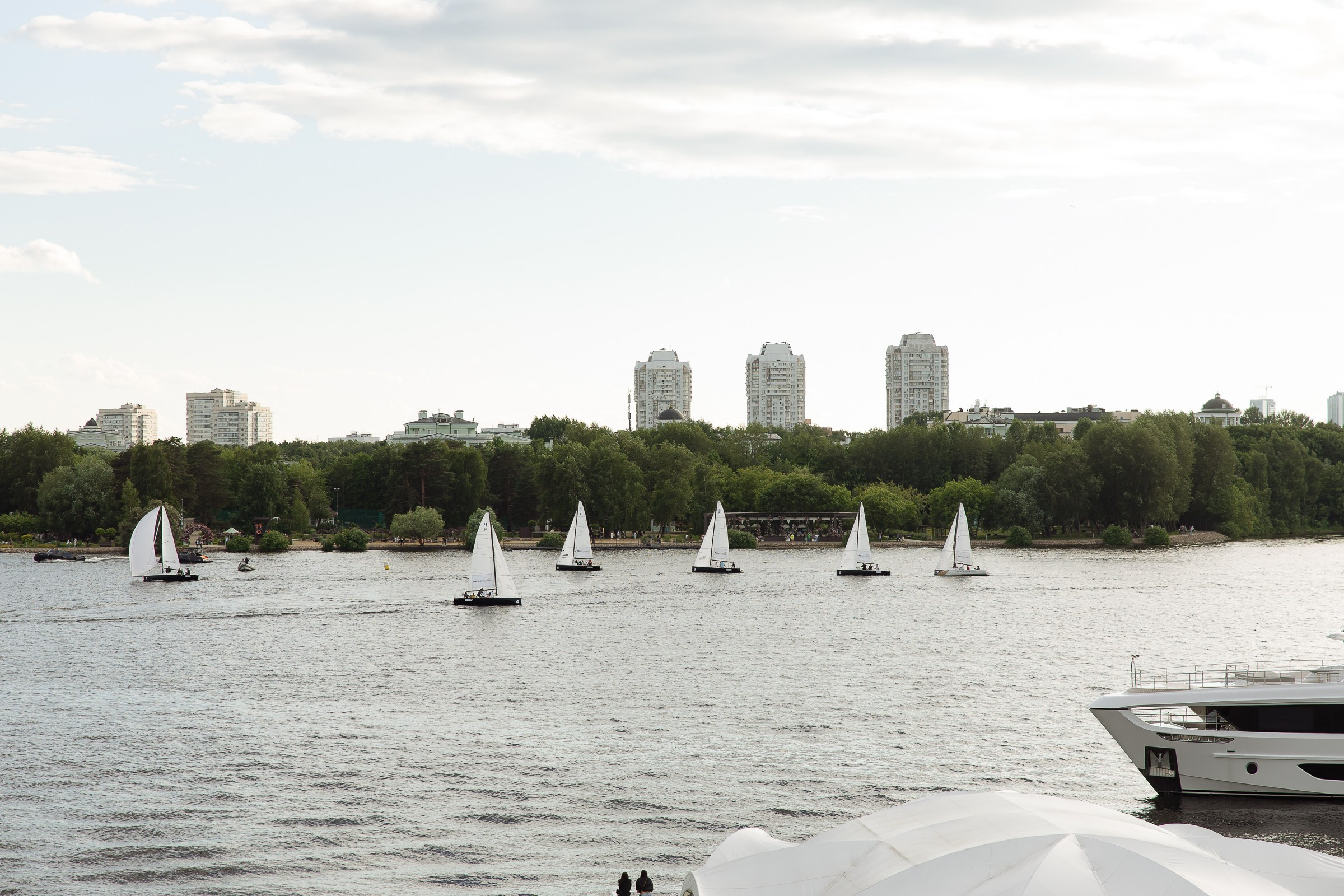 Выставка яхт и катеров. Ryal Yacht Club. Фотограф в Москве