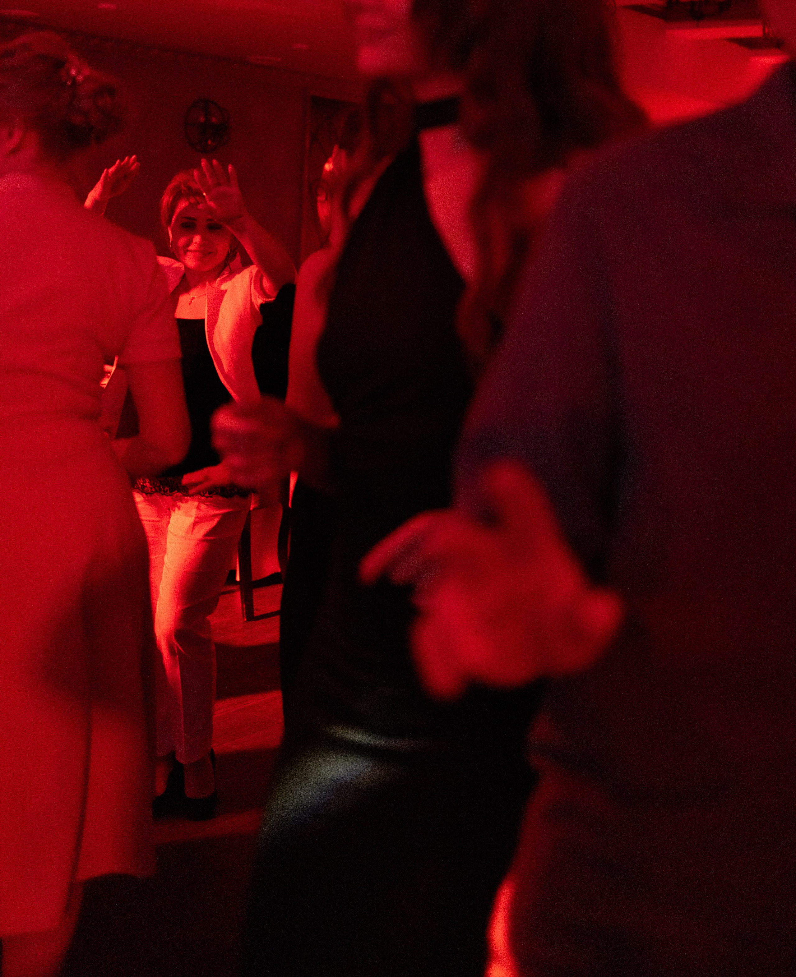 И в конце вечера мы выпьем шампанское за наш день