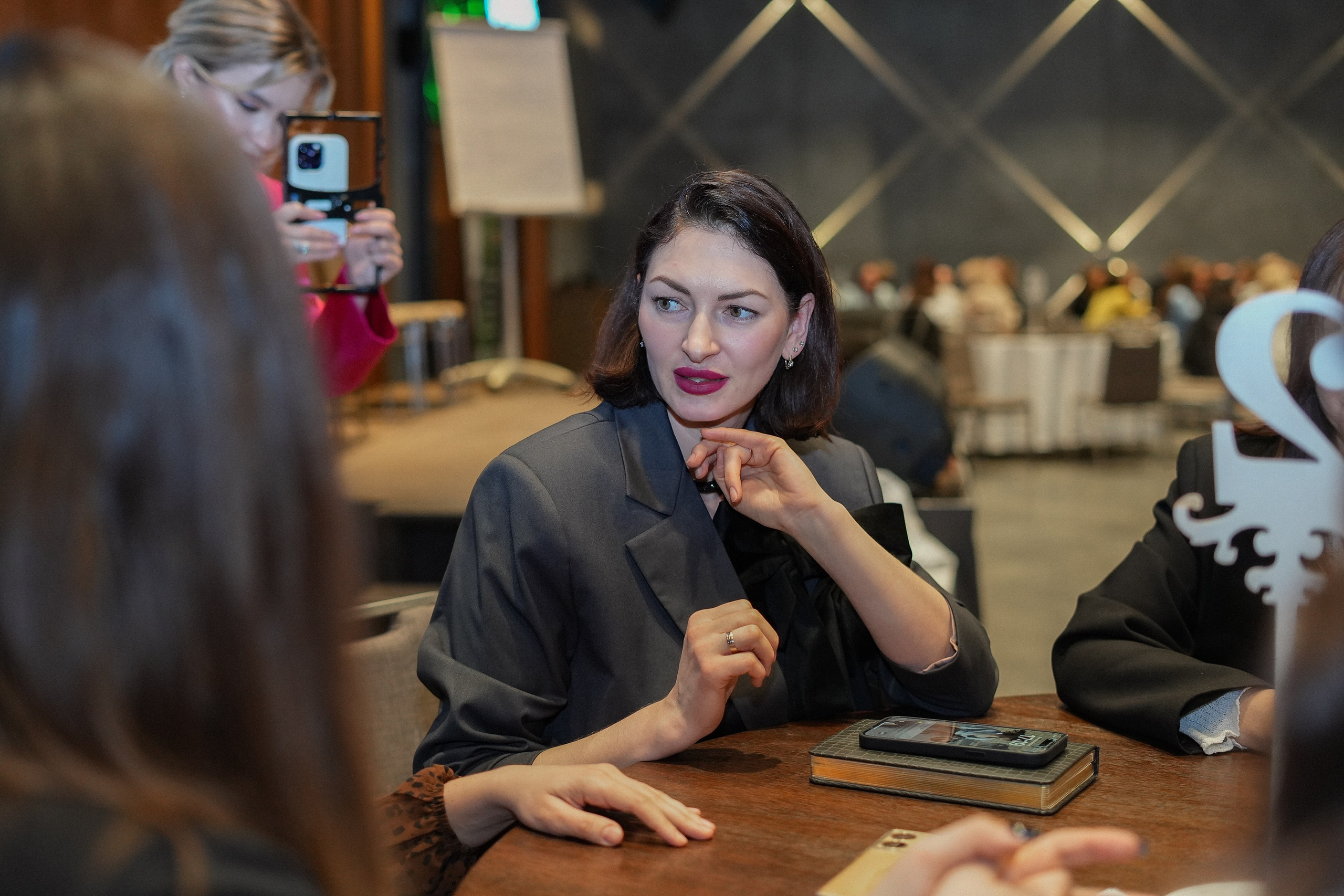 Нетворкинг 200 человек. Фотограф Волгоград Анастасия Ли