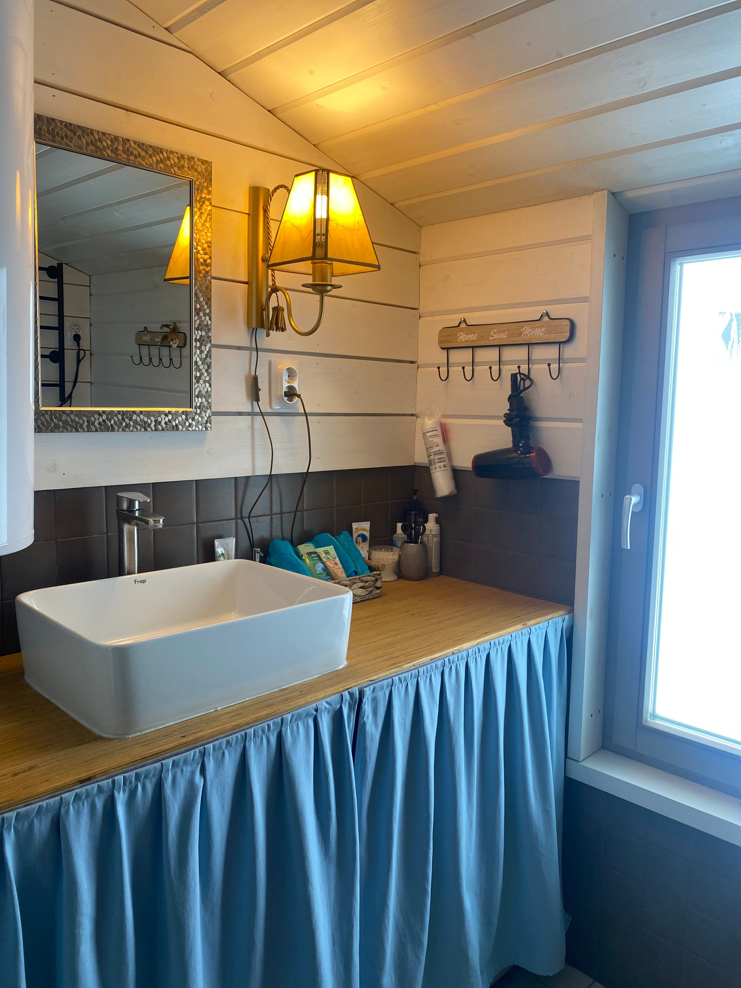 Фотогалерея. Гостевой дом Каприот в средиземноморском стиле