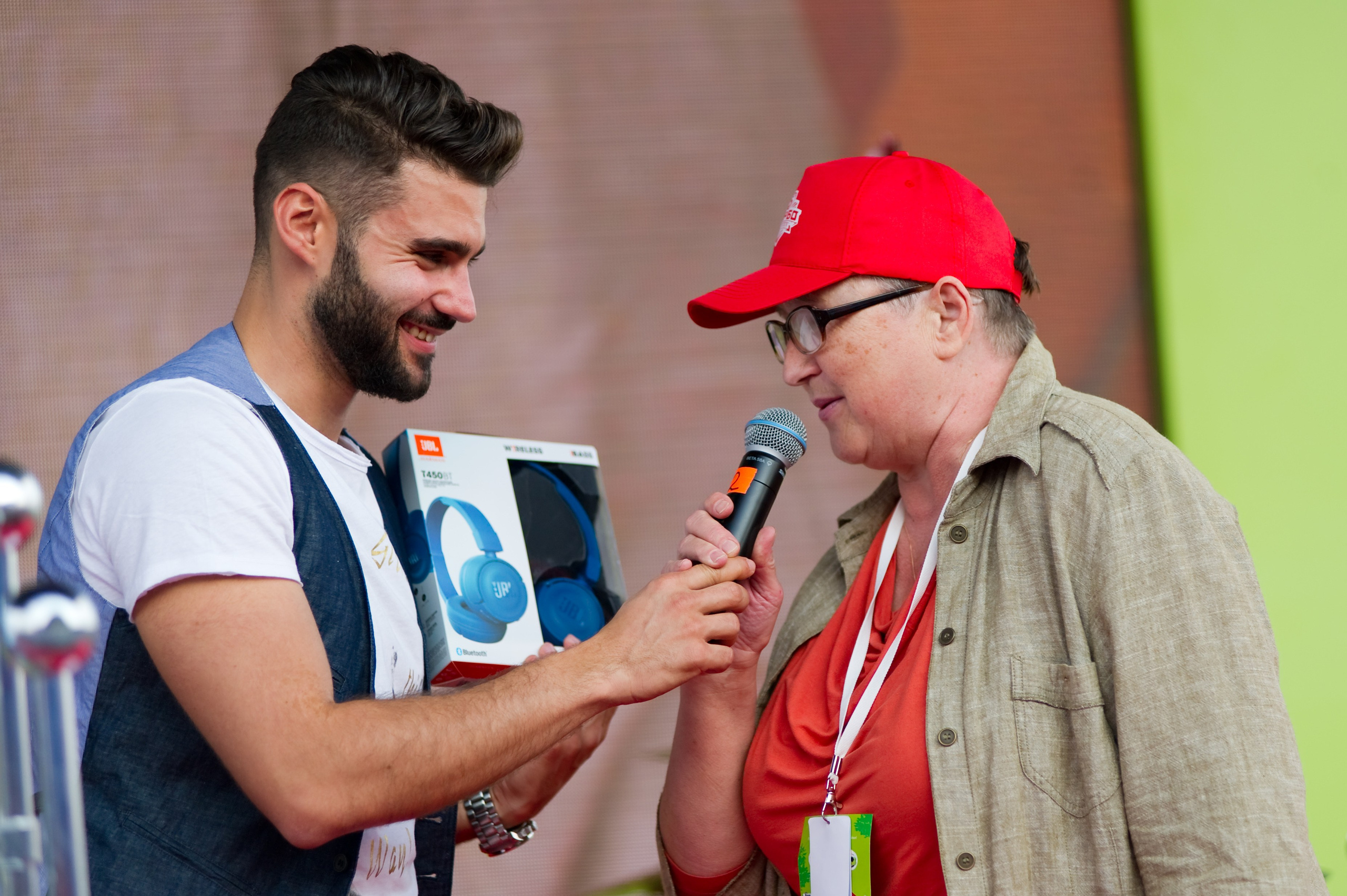 Турбофутбол (корпоративное соревнование «Пятерочки»). Репортажный фотограф и видеограф Слава Думчев. Тимбилдинги, отчетники, корпоративы