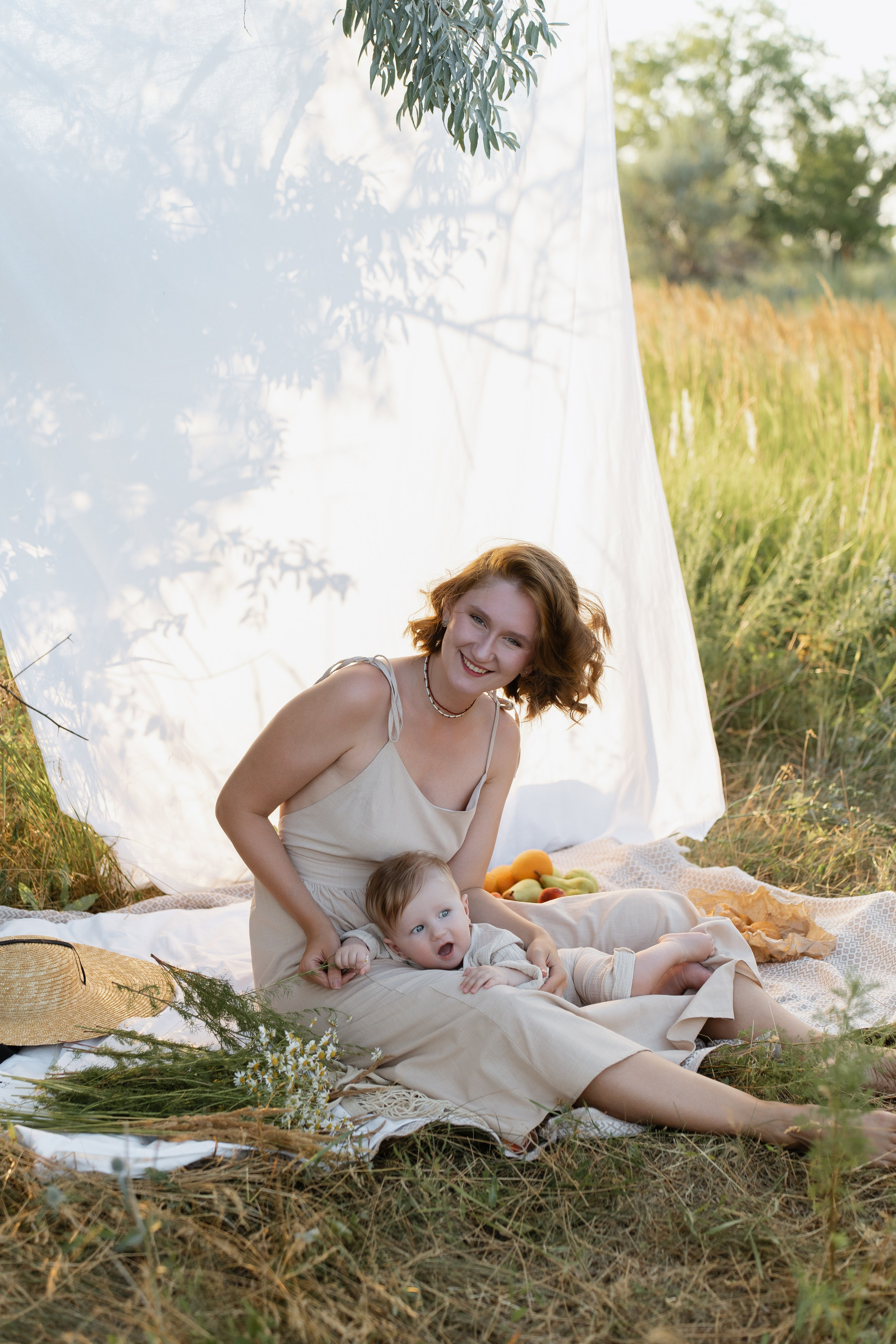 Виталий и Татьяна_ фотозона пикник. Свадебный и семейный фотограф в Самаре Салахова Гулина