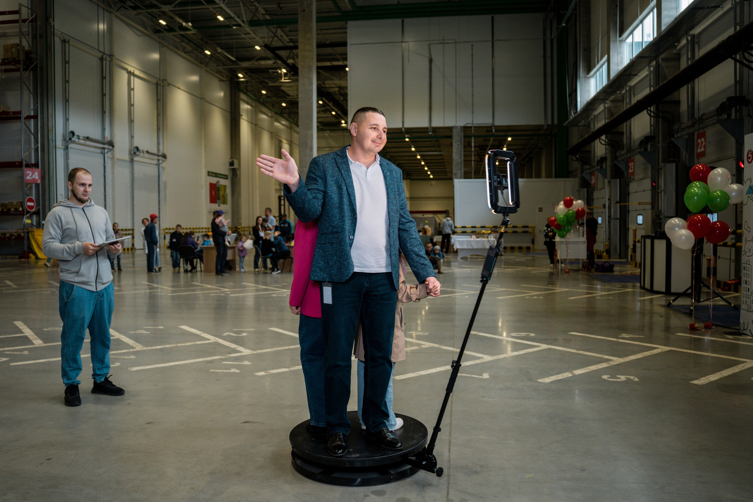 День детей в Пятерочке. Видеограф и Фотограф в Челябинске Ксения и Владимир Рюмины