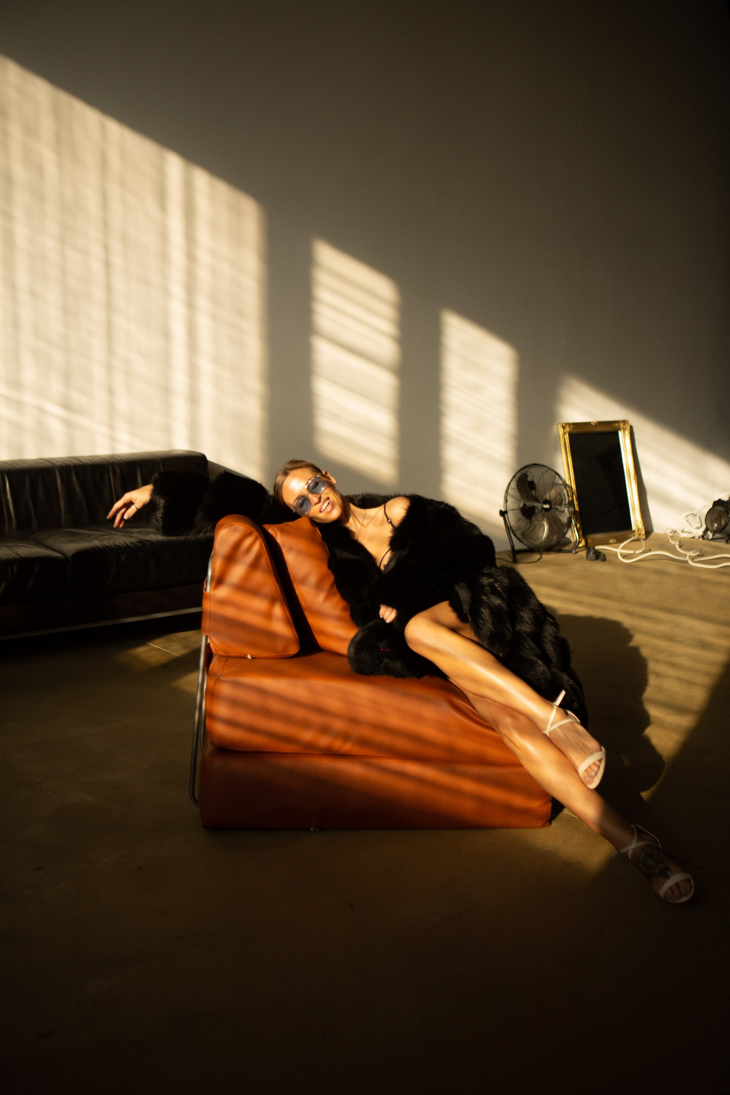 Маша. Контакты