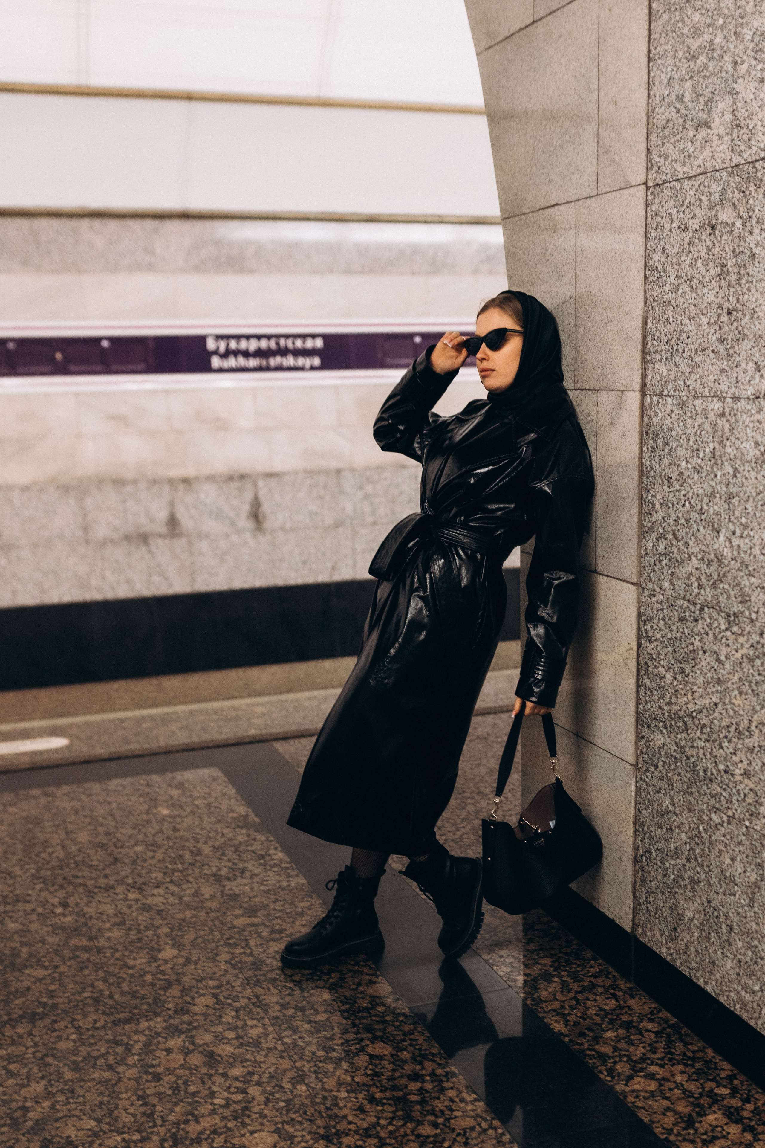 Наташа и парковка. Фотограф Артем Бросов в Санкт-Петербурге и Дубае