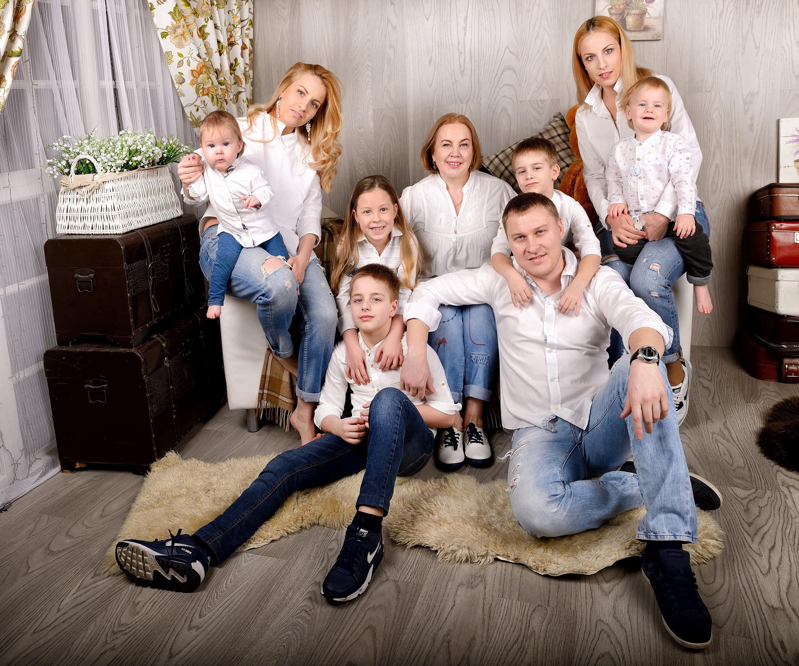 Студийные съемки. Выпускные альбомы в Москве. Фотограф Анна Вакор