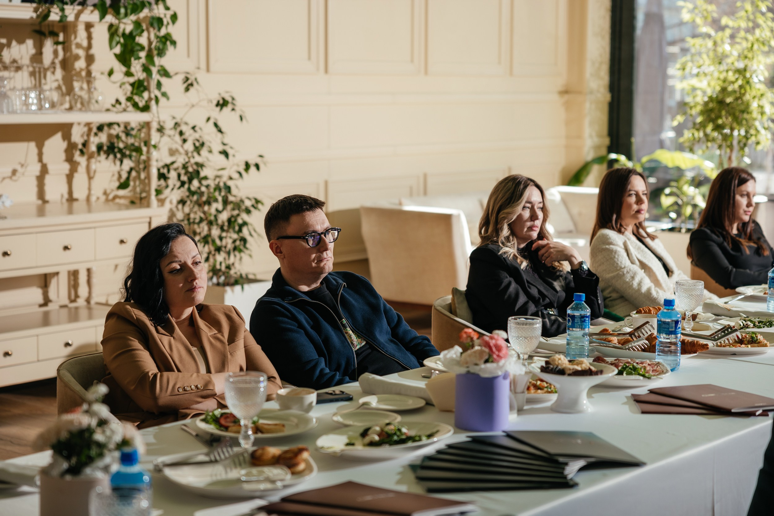 «Завтрак с Дорогим». Разговор об искусстве с Мариной Тевзадзе. Репортажный и свадебный фотограф в Краснодаре Владислав Рыжов