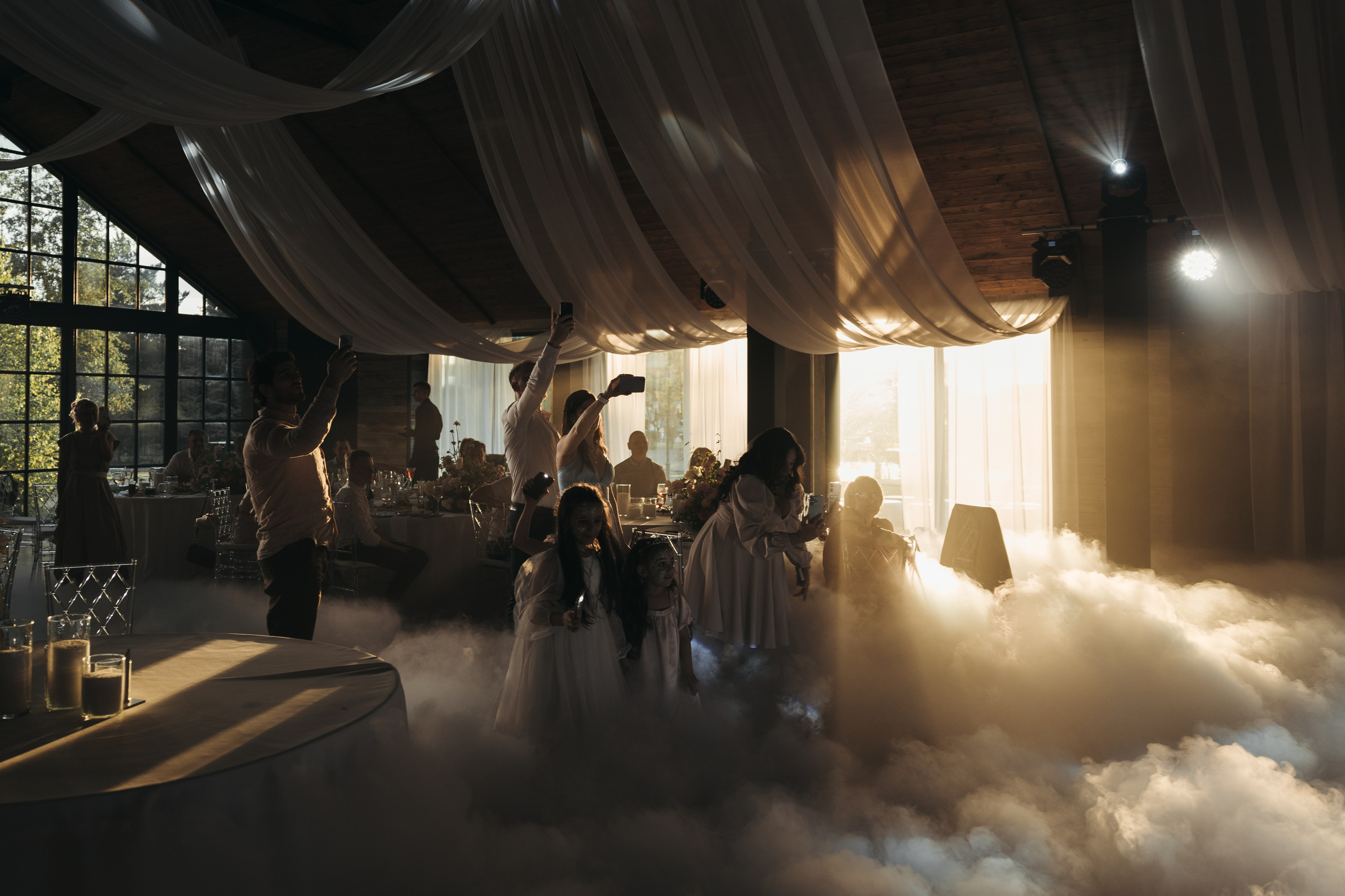 Свадебная съемка в Яхт-клубе SkyRiver, свадебная съемка в Яхт-клубе Скай Ривер. Свадебный фотограф Москва Анастасия Храмова