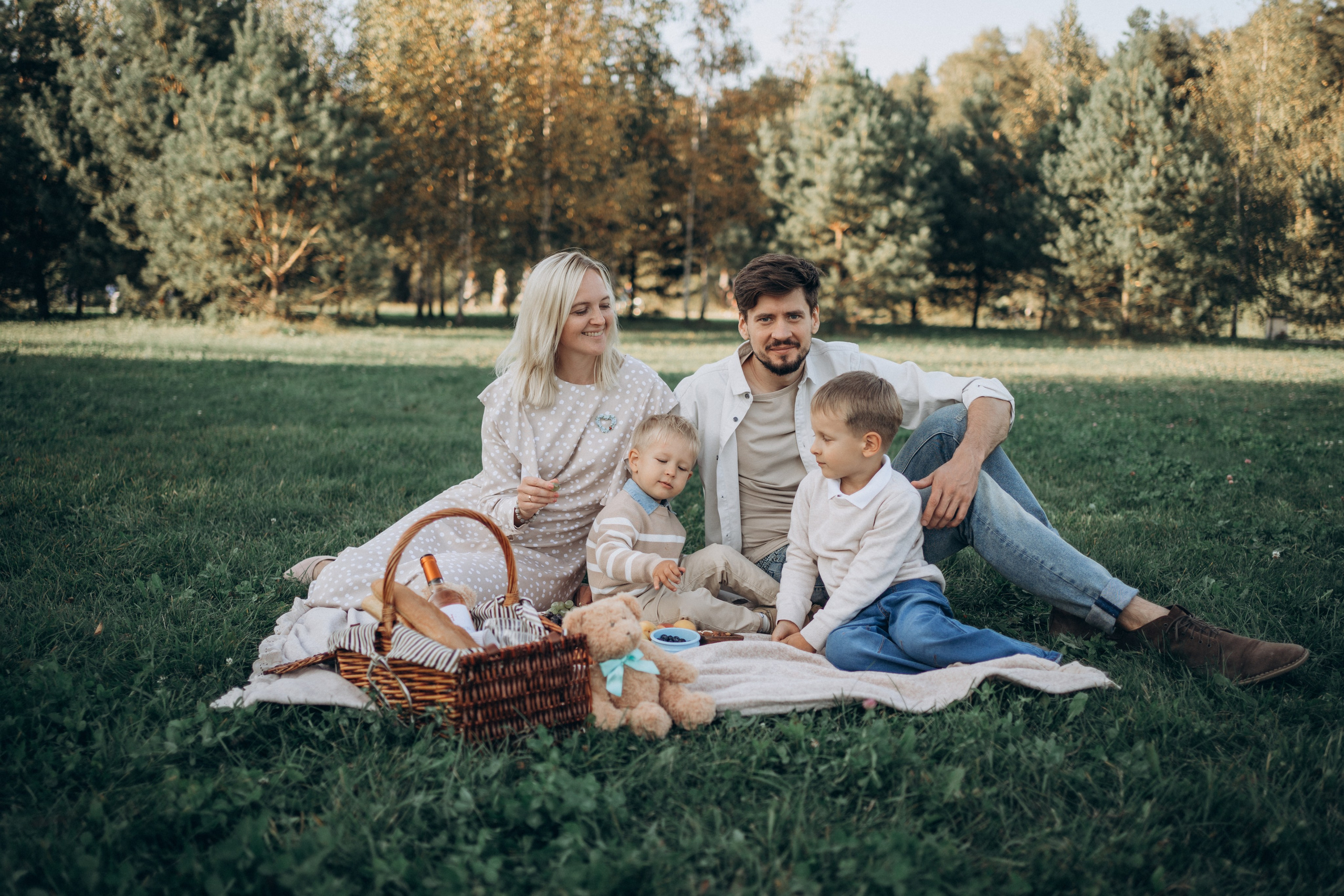 Прогулка в парке. Фотограф новорожденных и малышей до года в Москве Анастасия Соколова