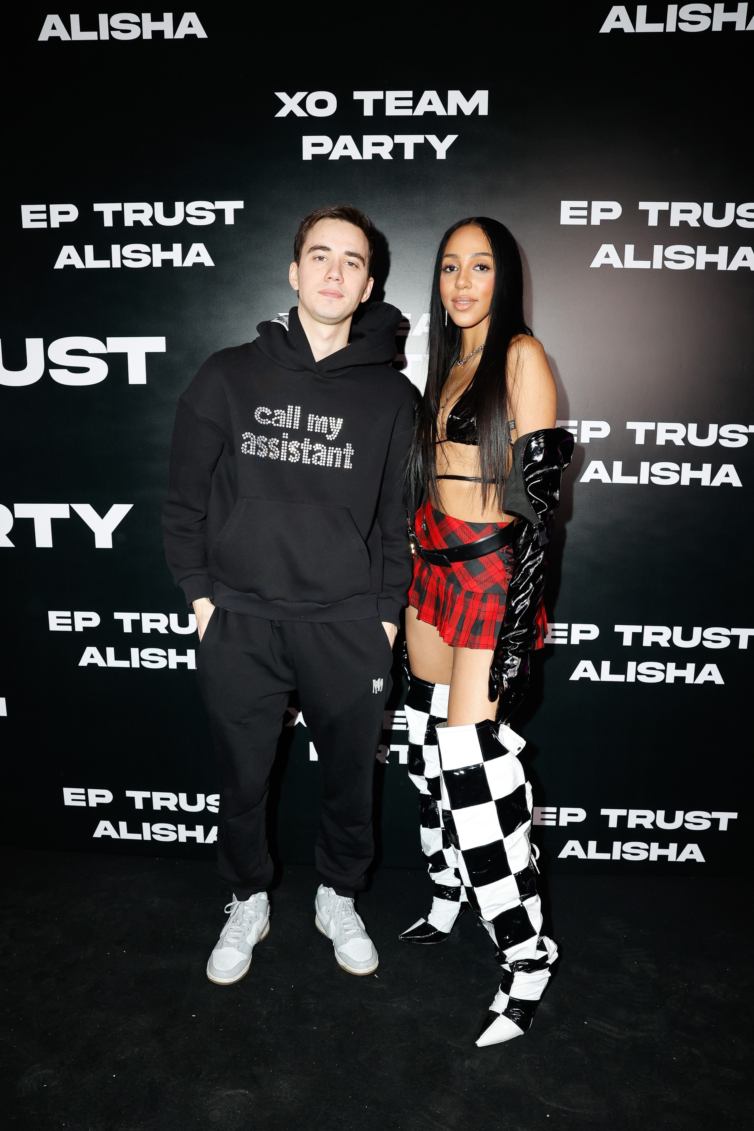 ALISHA. Nikolskayasecular