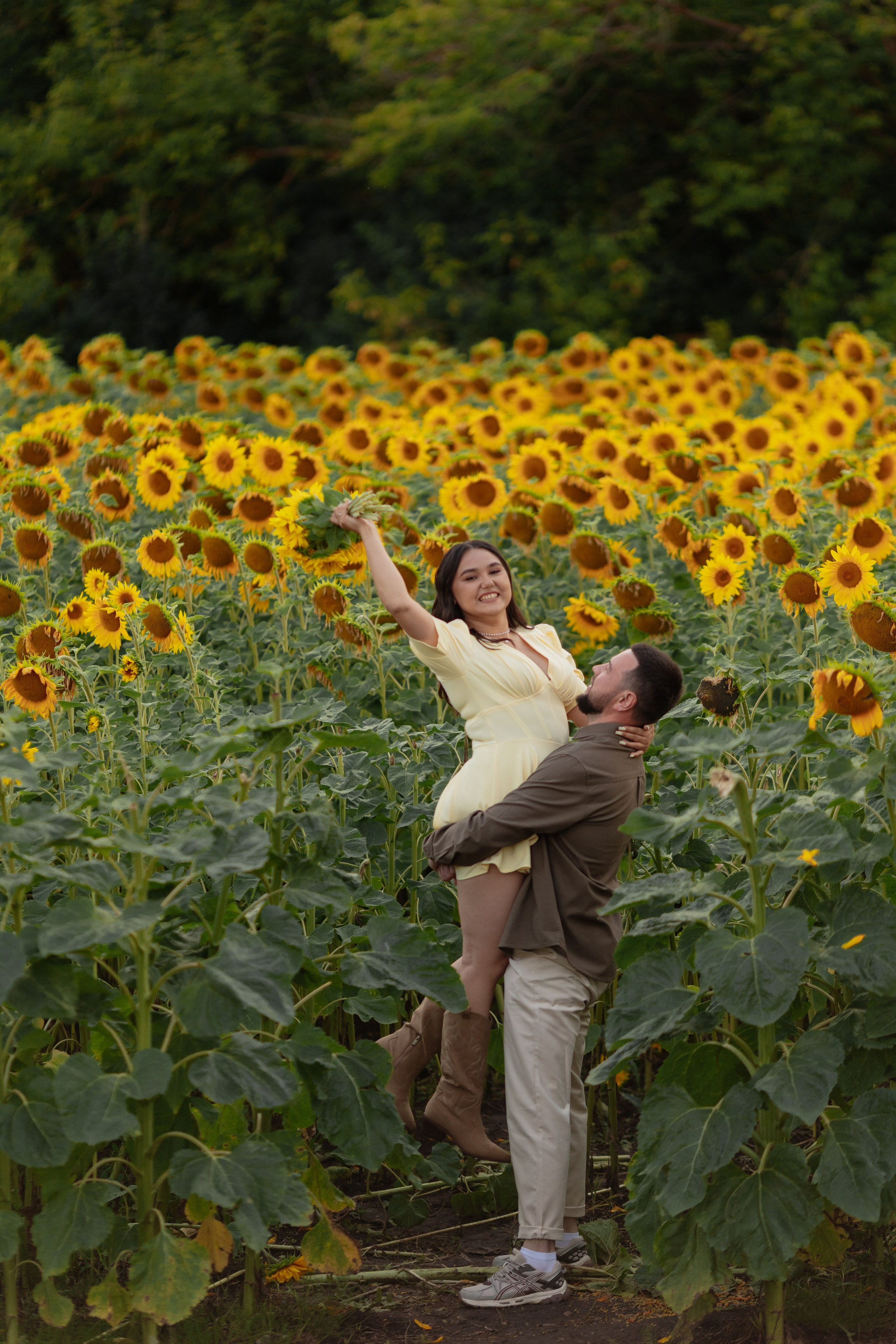 Предсвадебная Подсолнухи. Свадебный и репортажный фотограф г. Чебоксары Евгений Леонидович