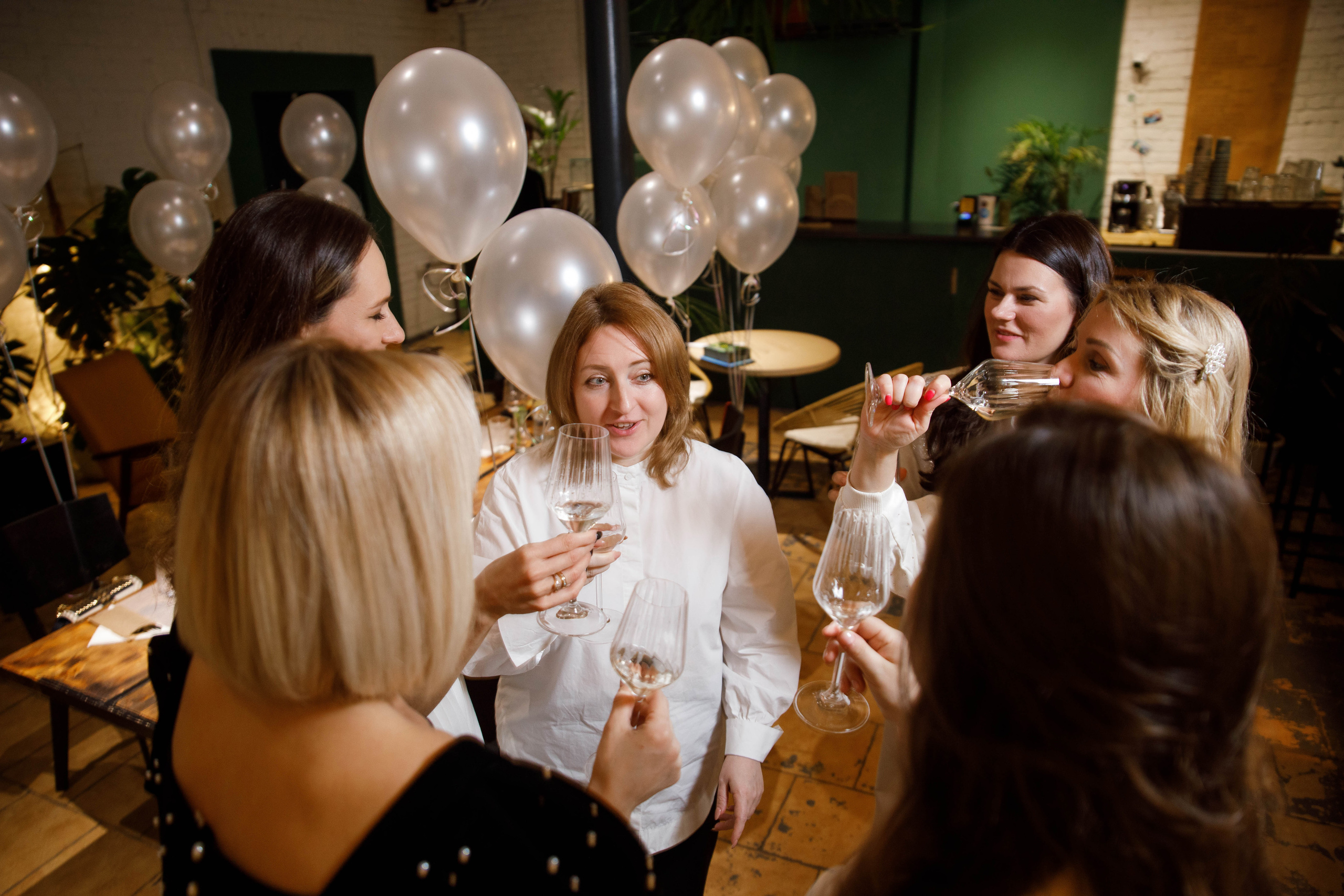 ДР Юли. Ресторан Manu. Фотограф Андрей Баксов