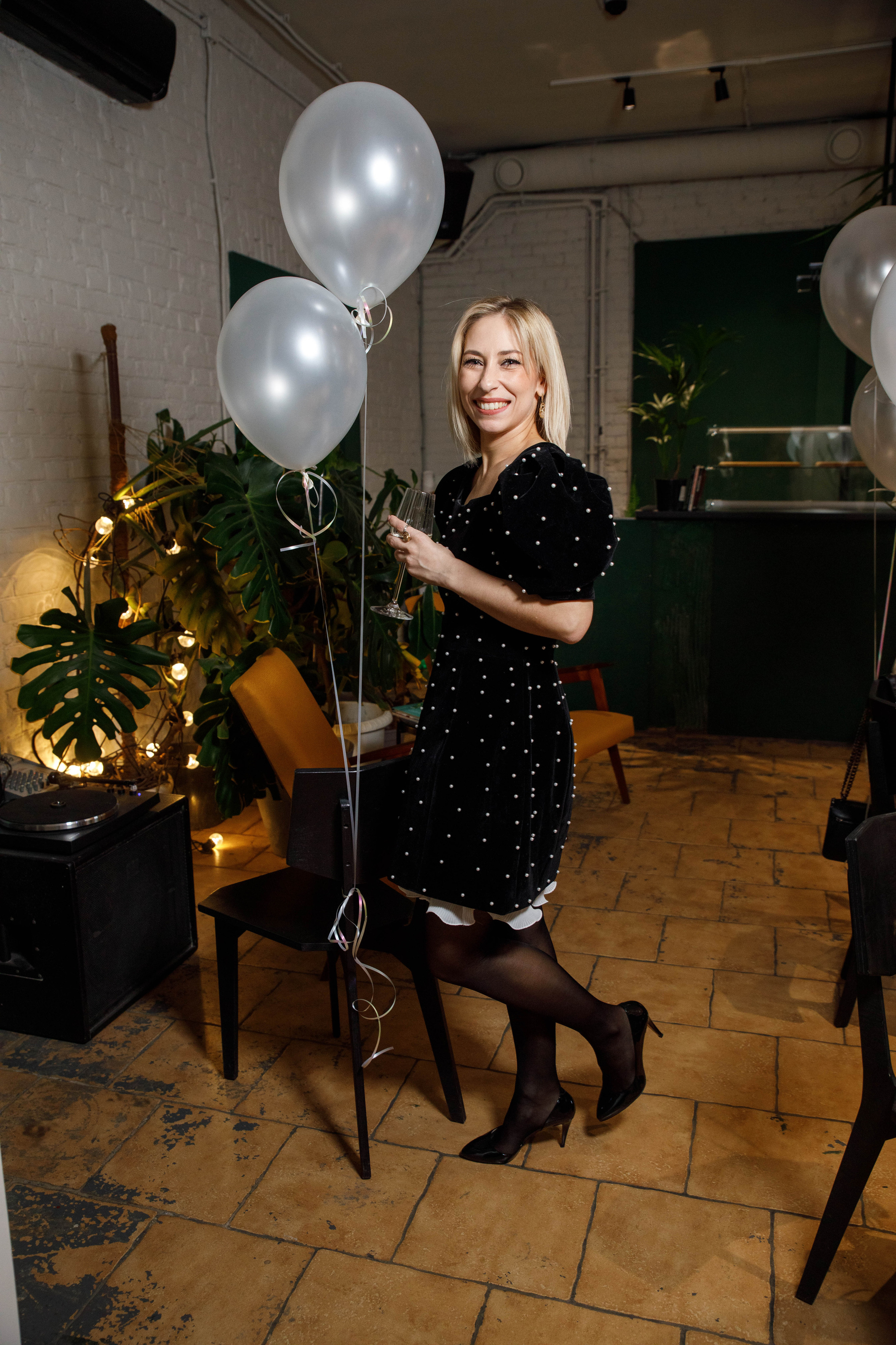 ДР Юли. Ресторан Manu. Фотограф Андрей Баксов