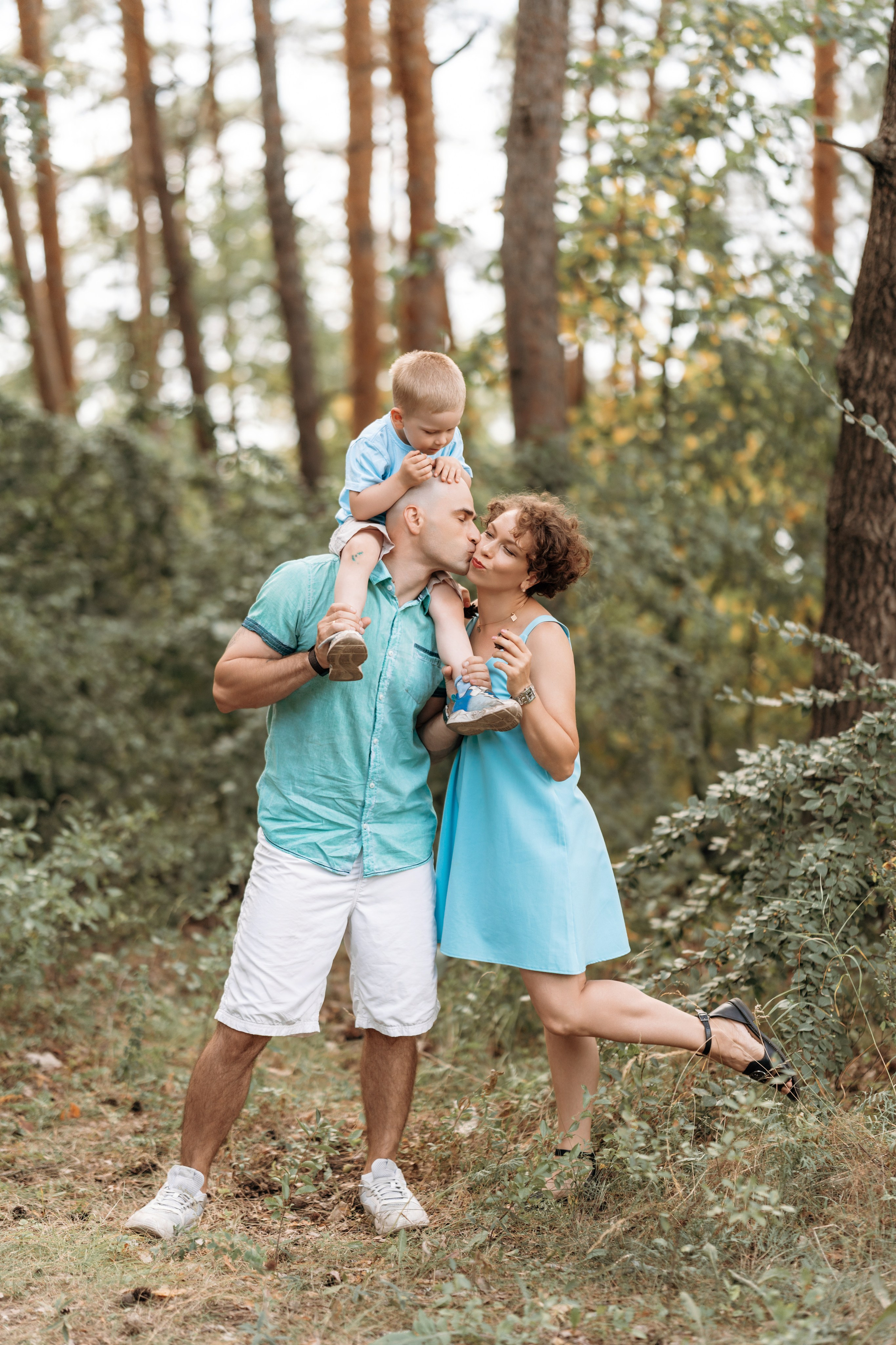 Семья на природе. Семейный и свадебный фотограф в Ульяновске Арина Авдеева