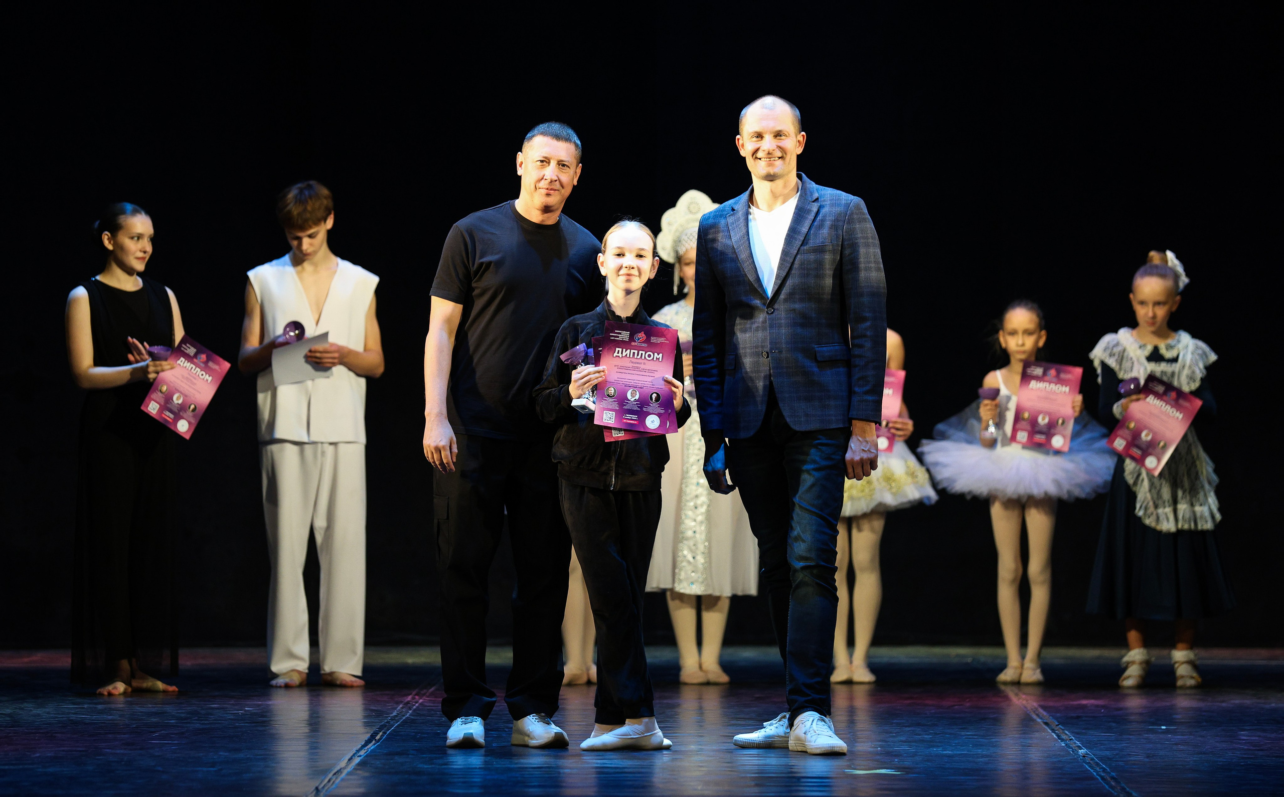 09.11.2024 Фестиваль хореографического искусства «АРТ-КОМПАС. УРАЛ» г. Челябинск. Медиастудия Фото Концепт