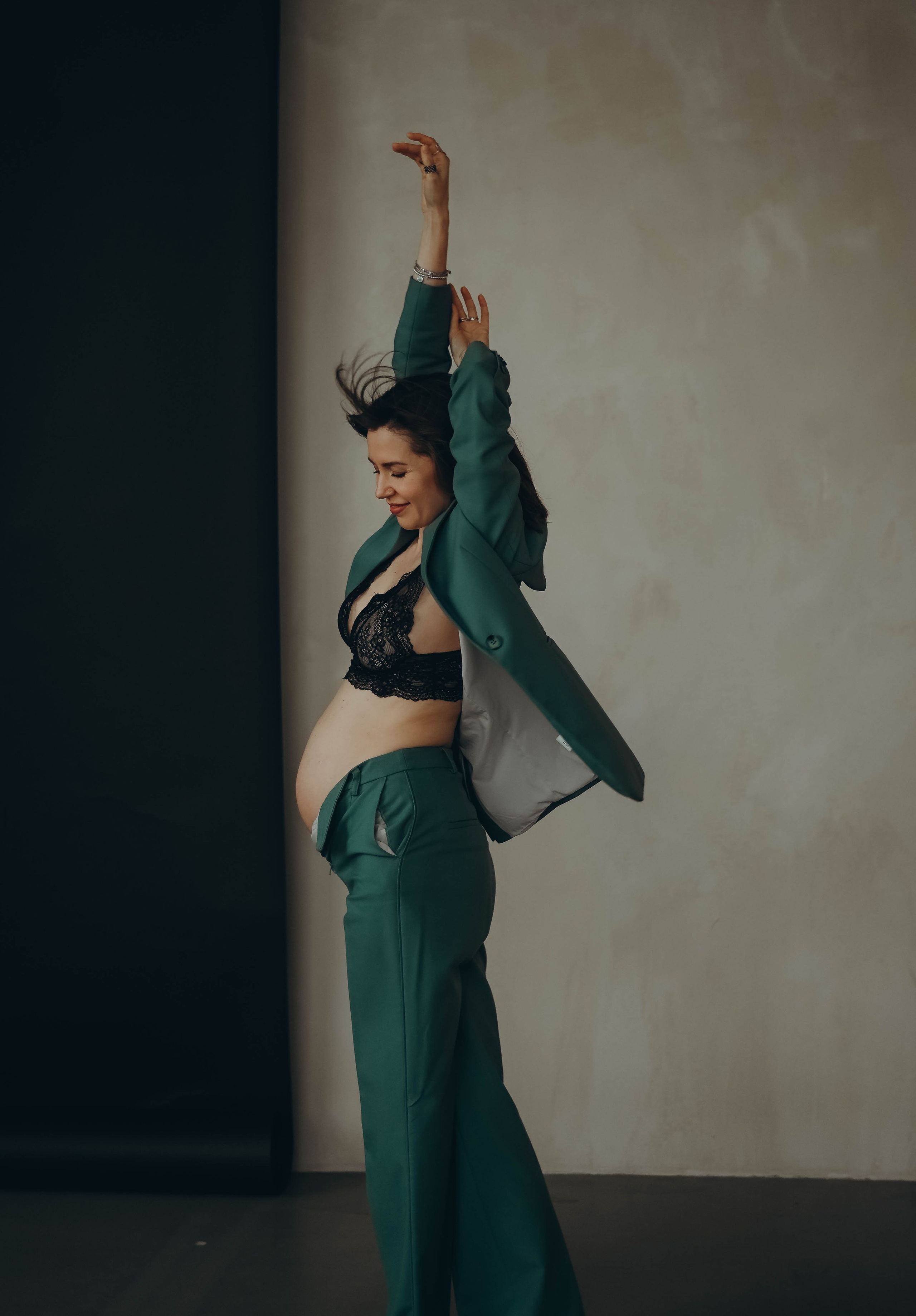 фотосессия беременности беременная фотосессия в студии фотосессия в ожидании