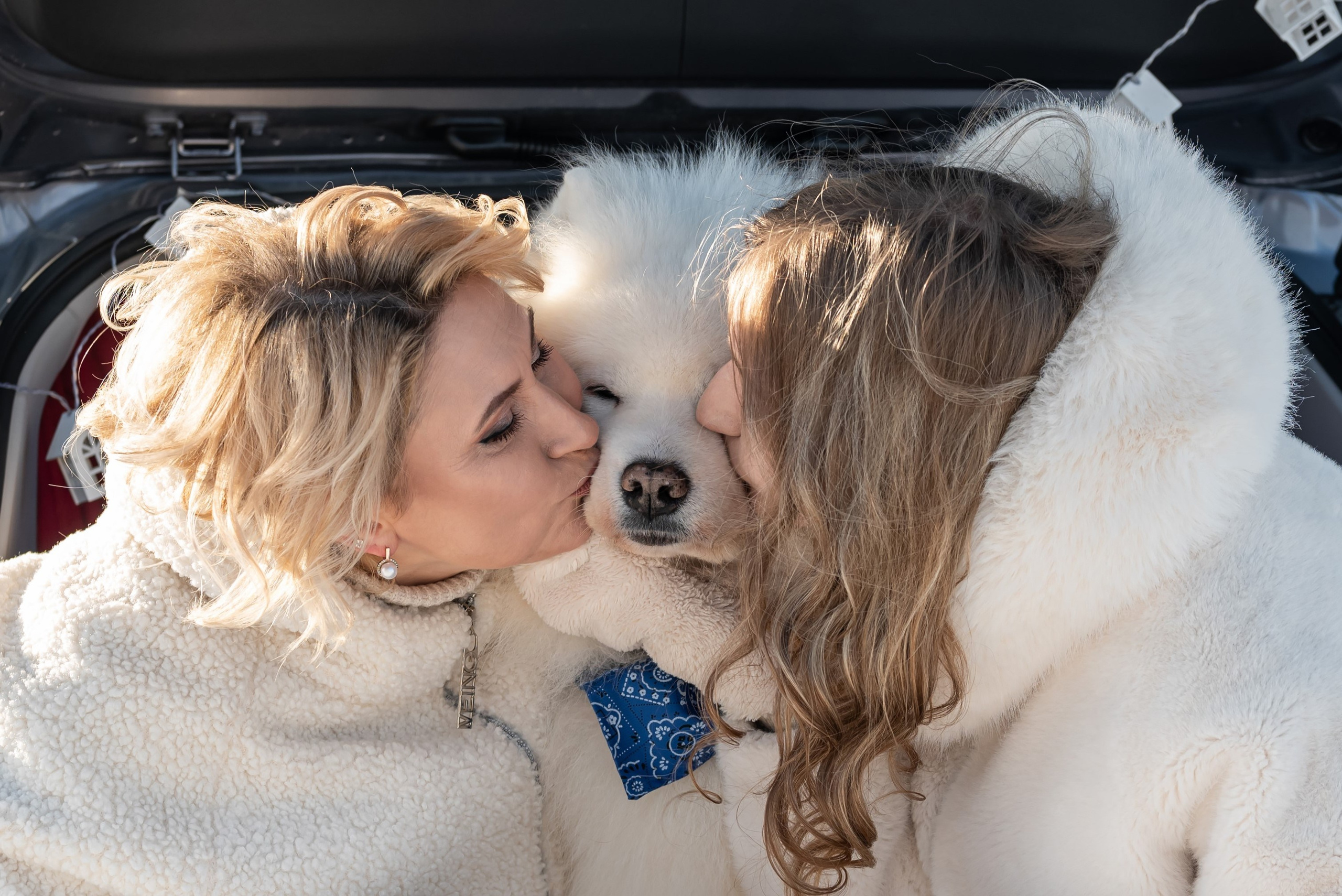 Фотопроект с Платоном и машиной на улице. Фотограф в городе Салават