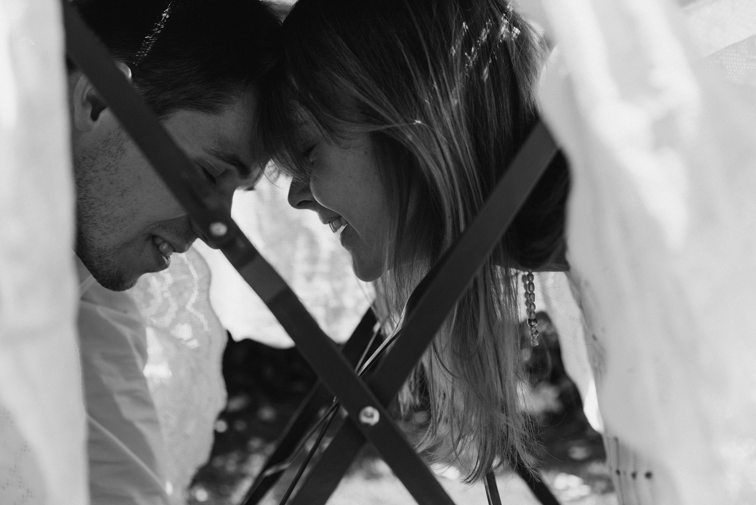 Love comes in the spring. Photographer in Paris